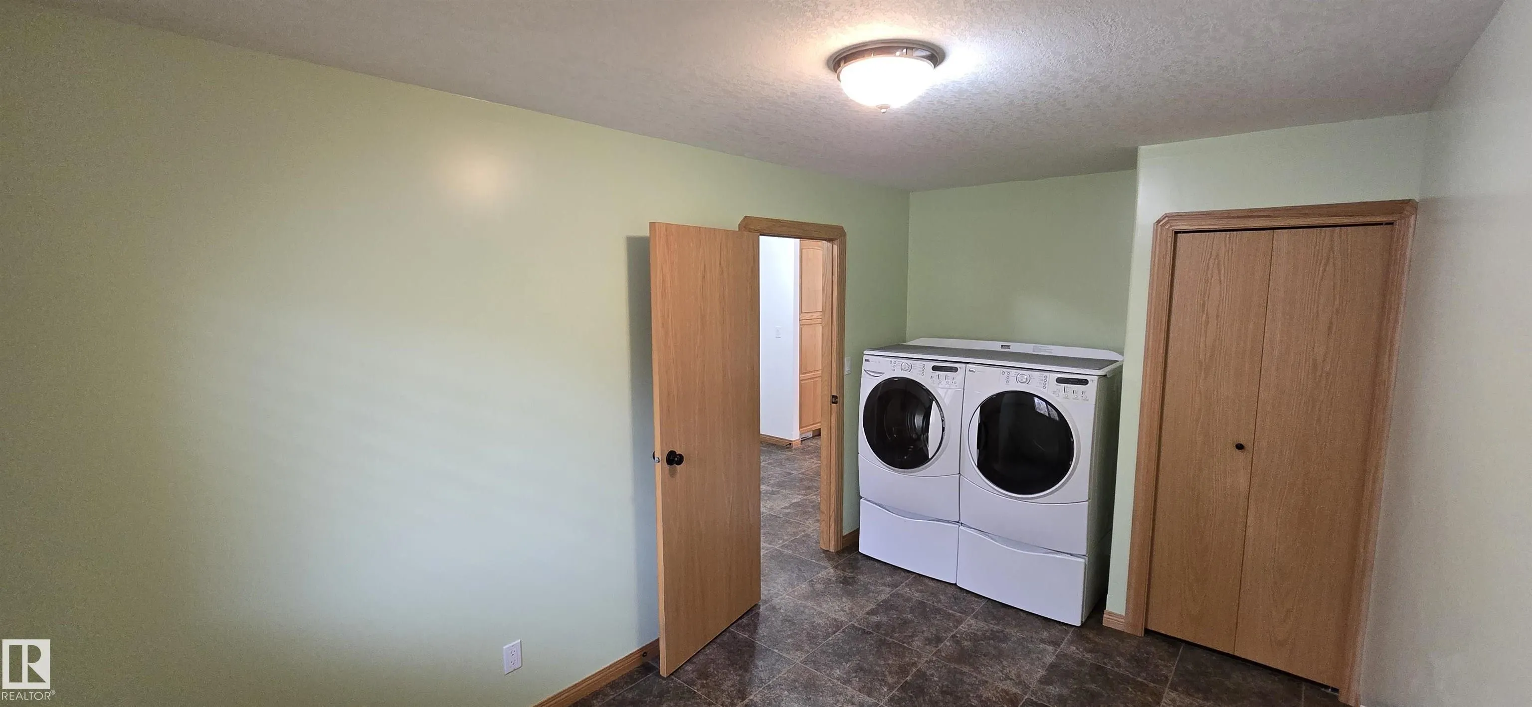 15205 TWP 522