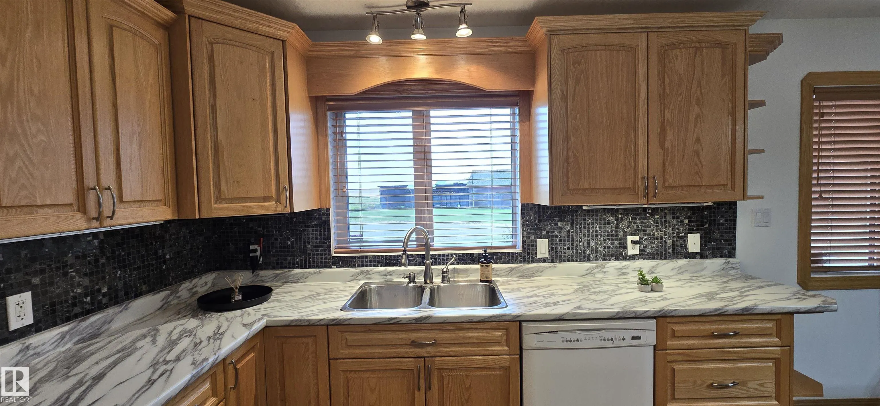 15205 TWP 522