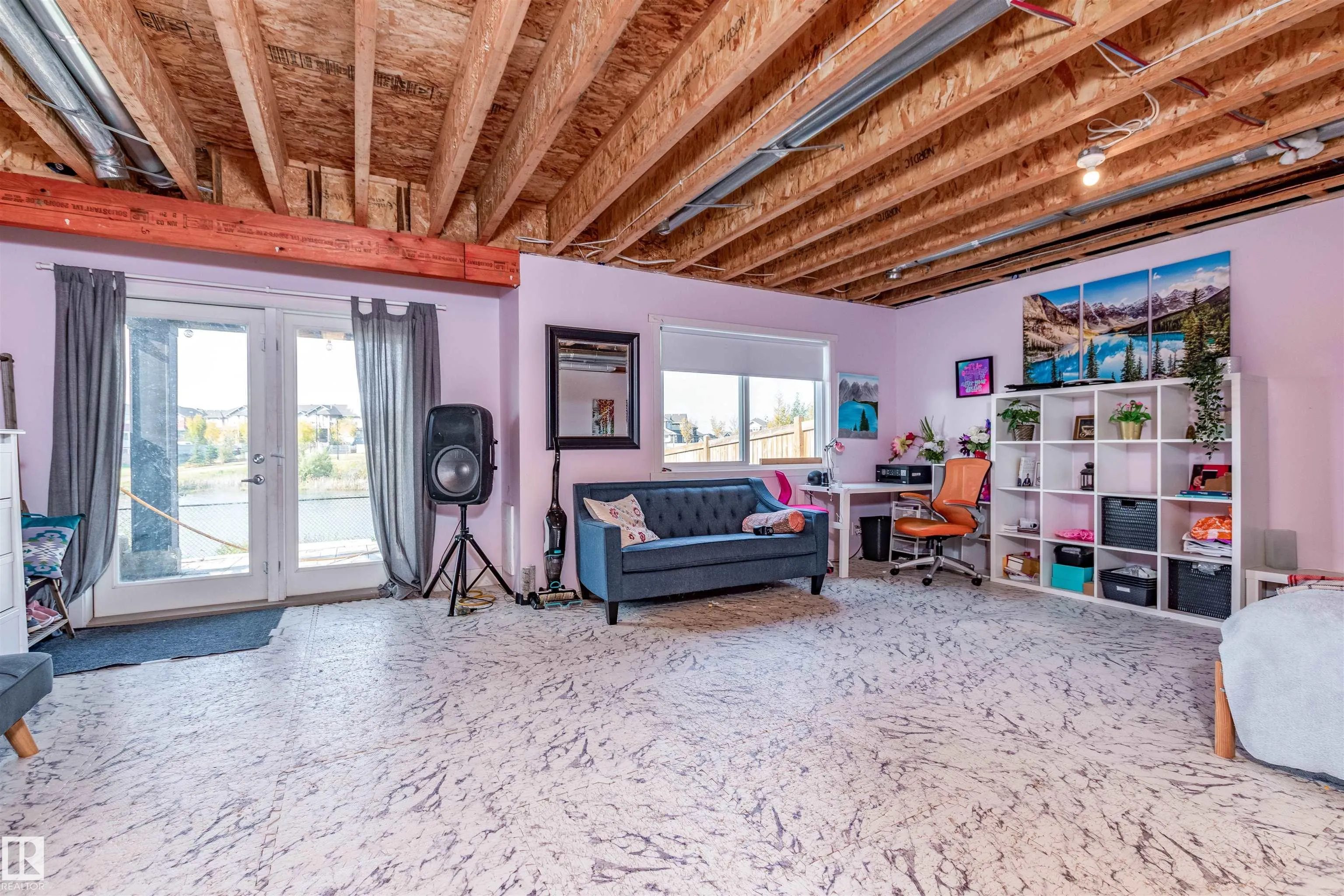 3805 CHERRY Loop