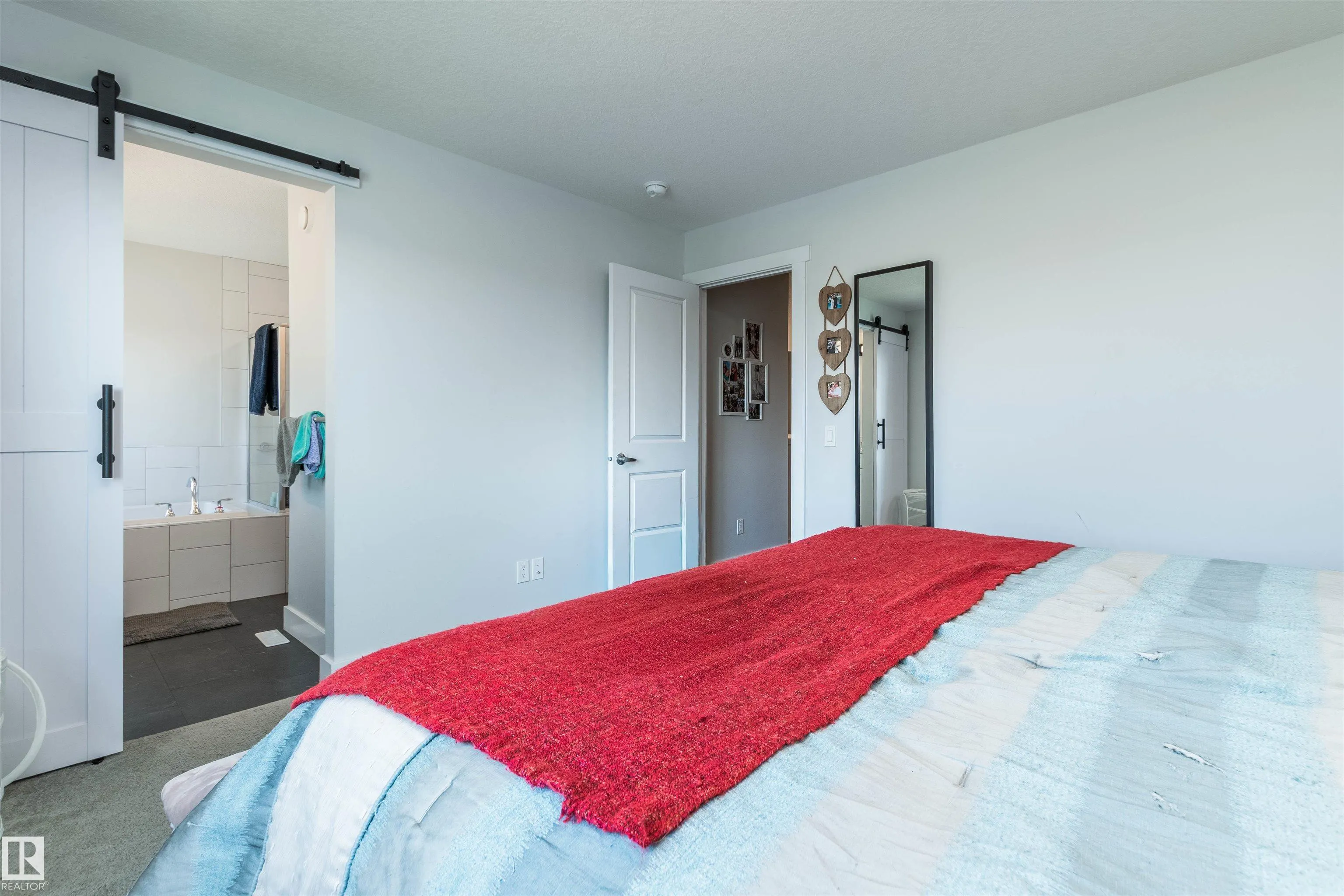 3805 CHERRY Loop