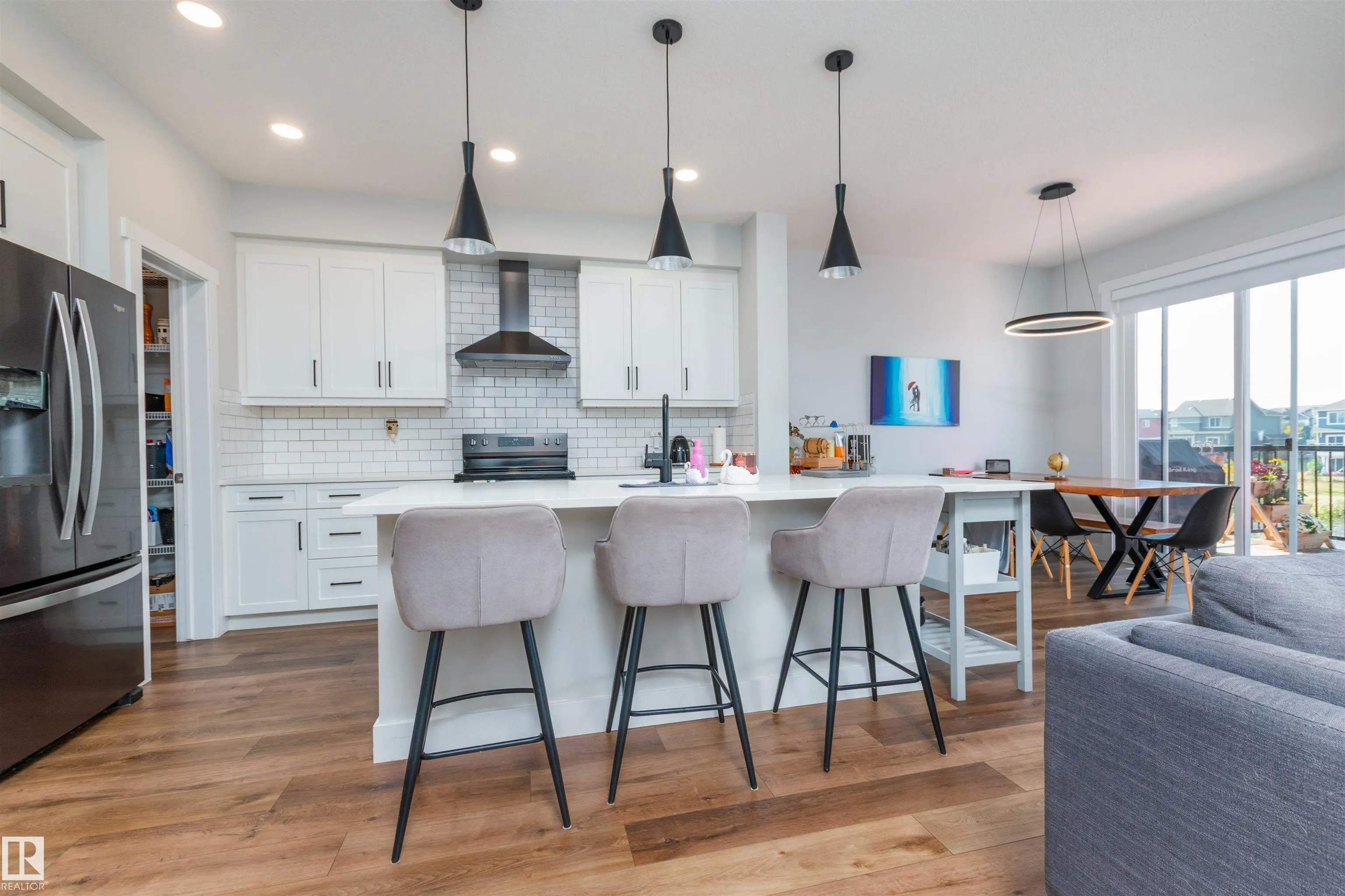 3805 CHERRY Loop