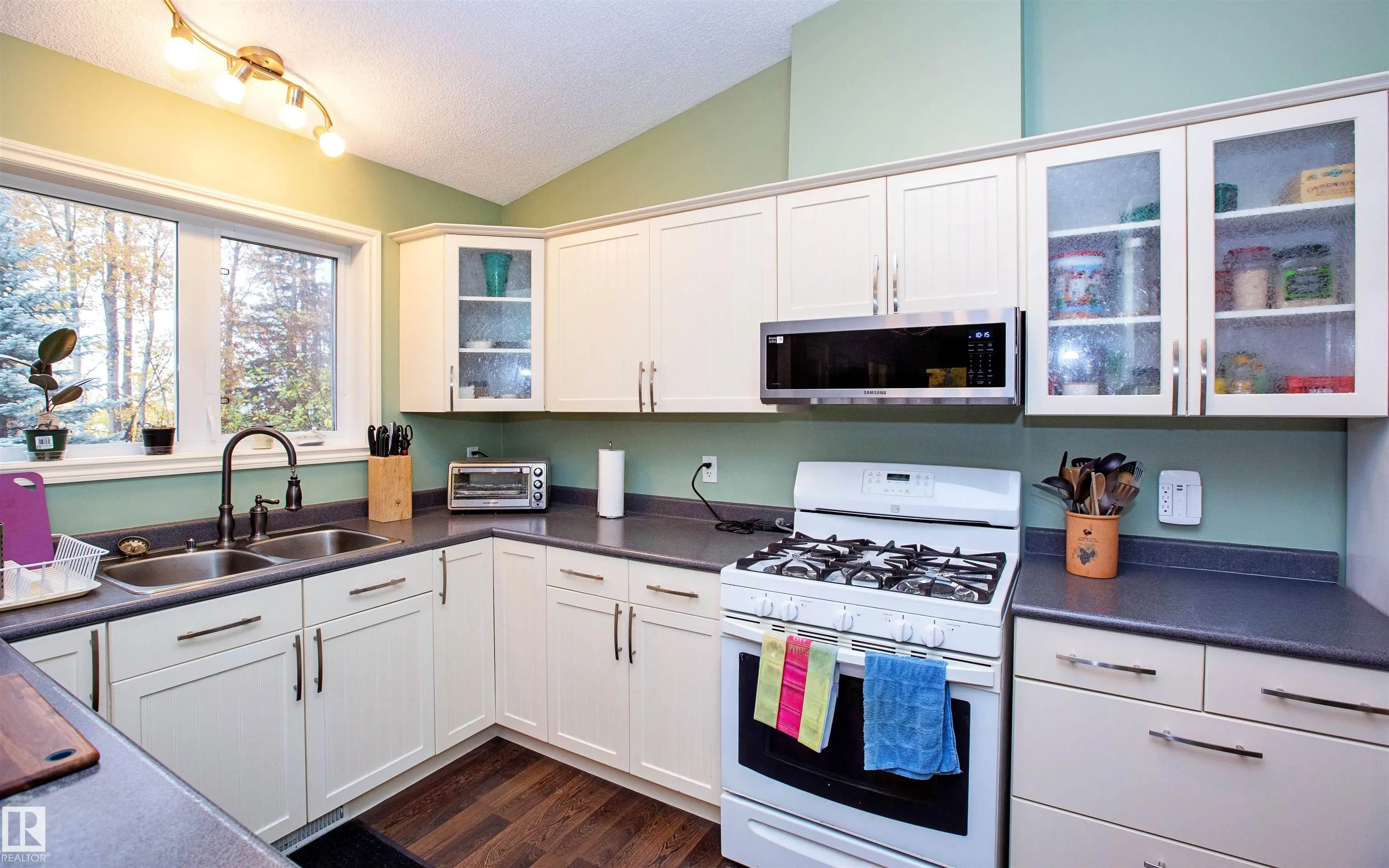 102062 TWP ROAD 594