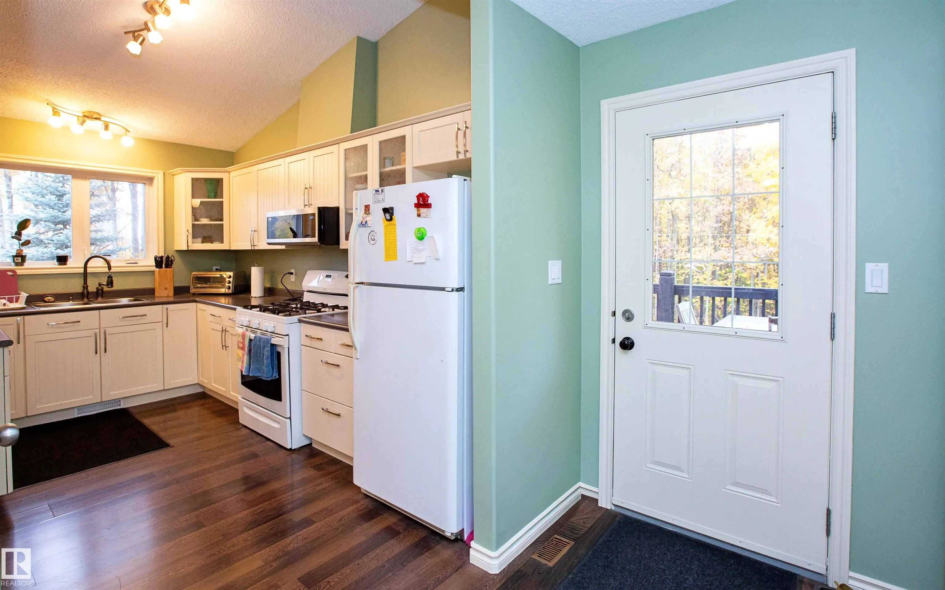 102062 TWP ROAD 594