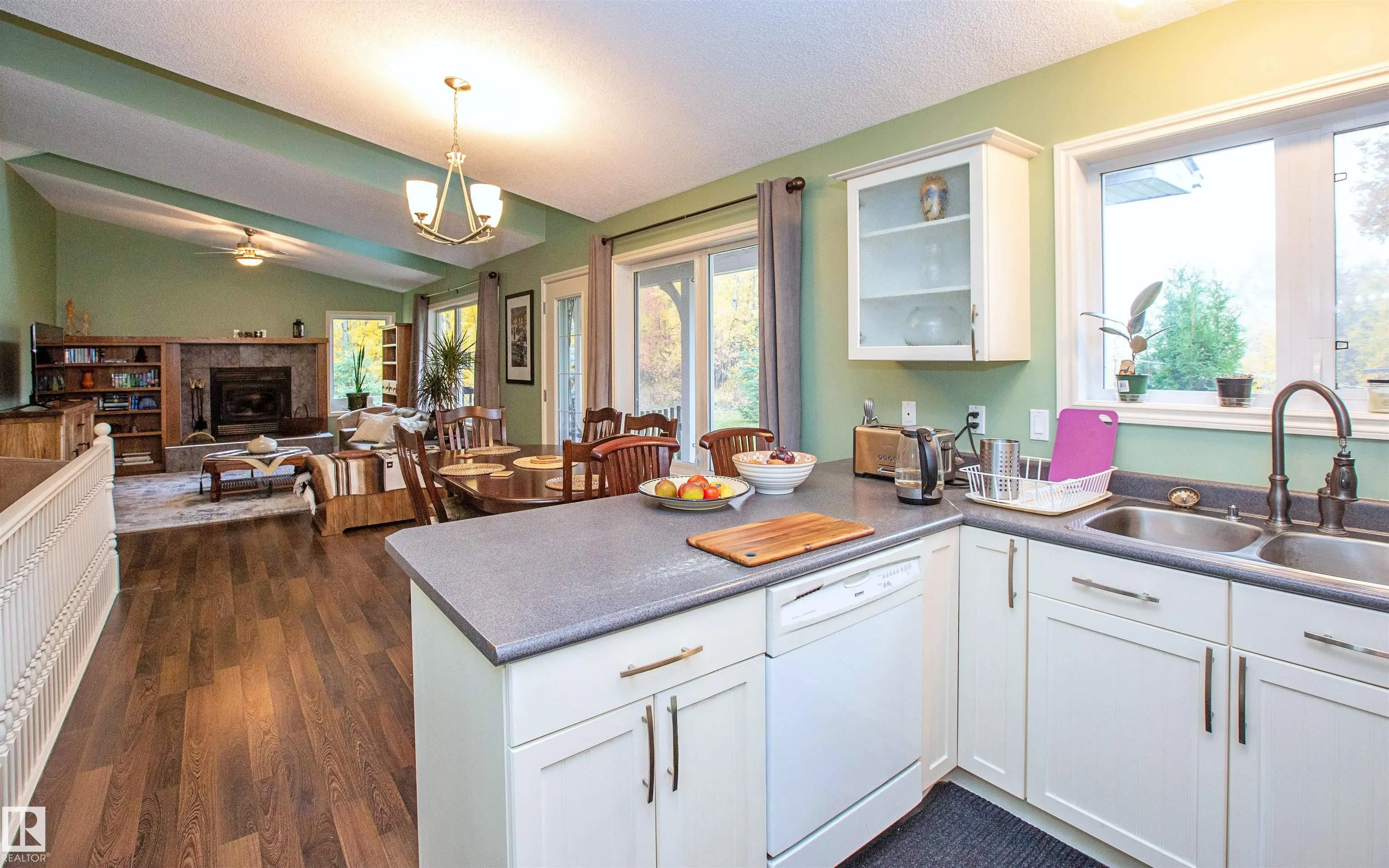102062 TWP ROAD 594