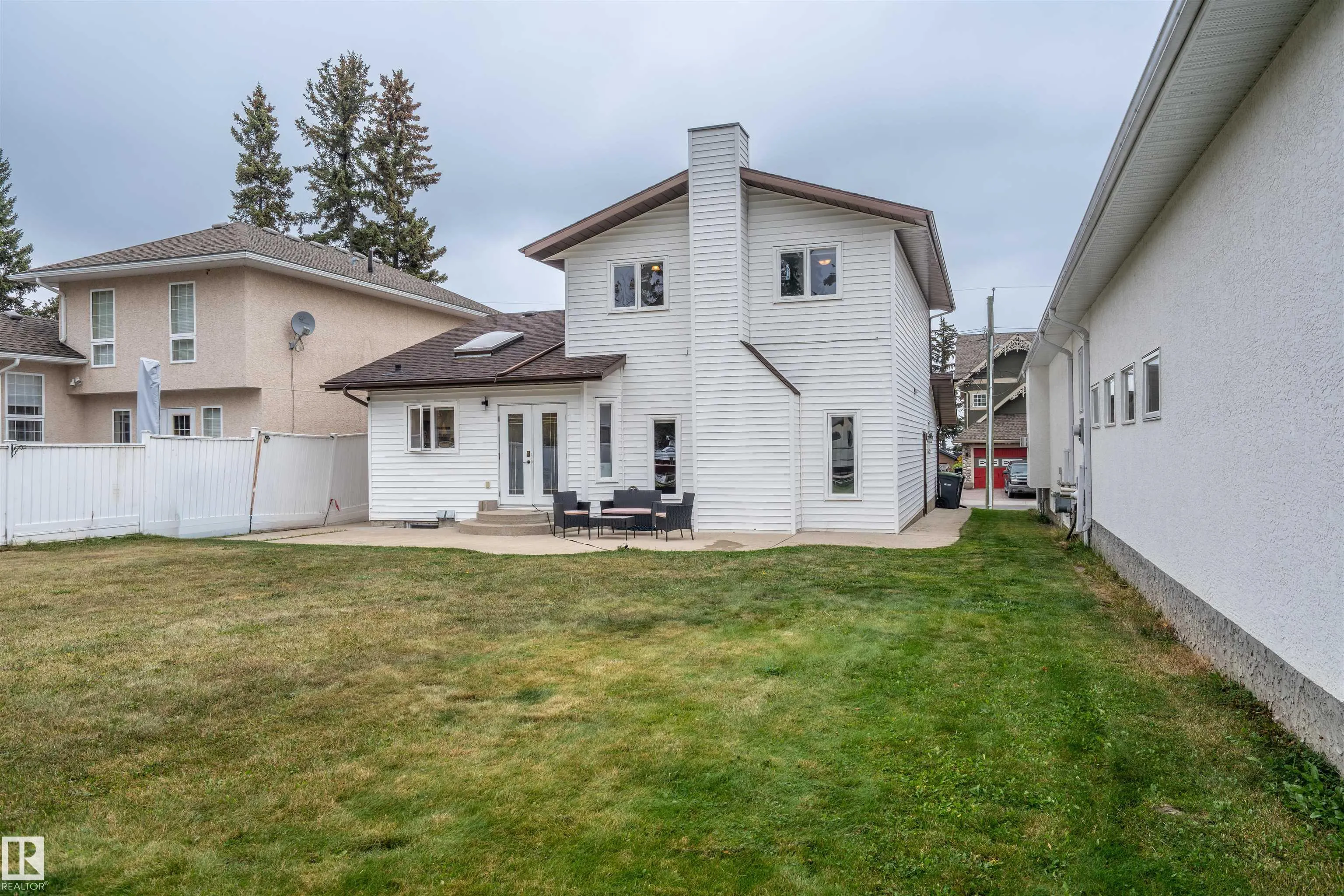 237 BIRCH Avenue