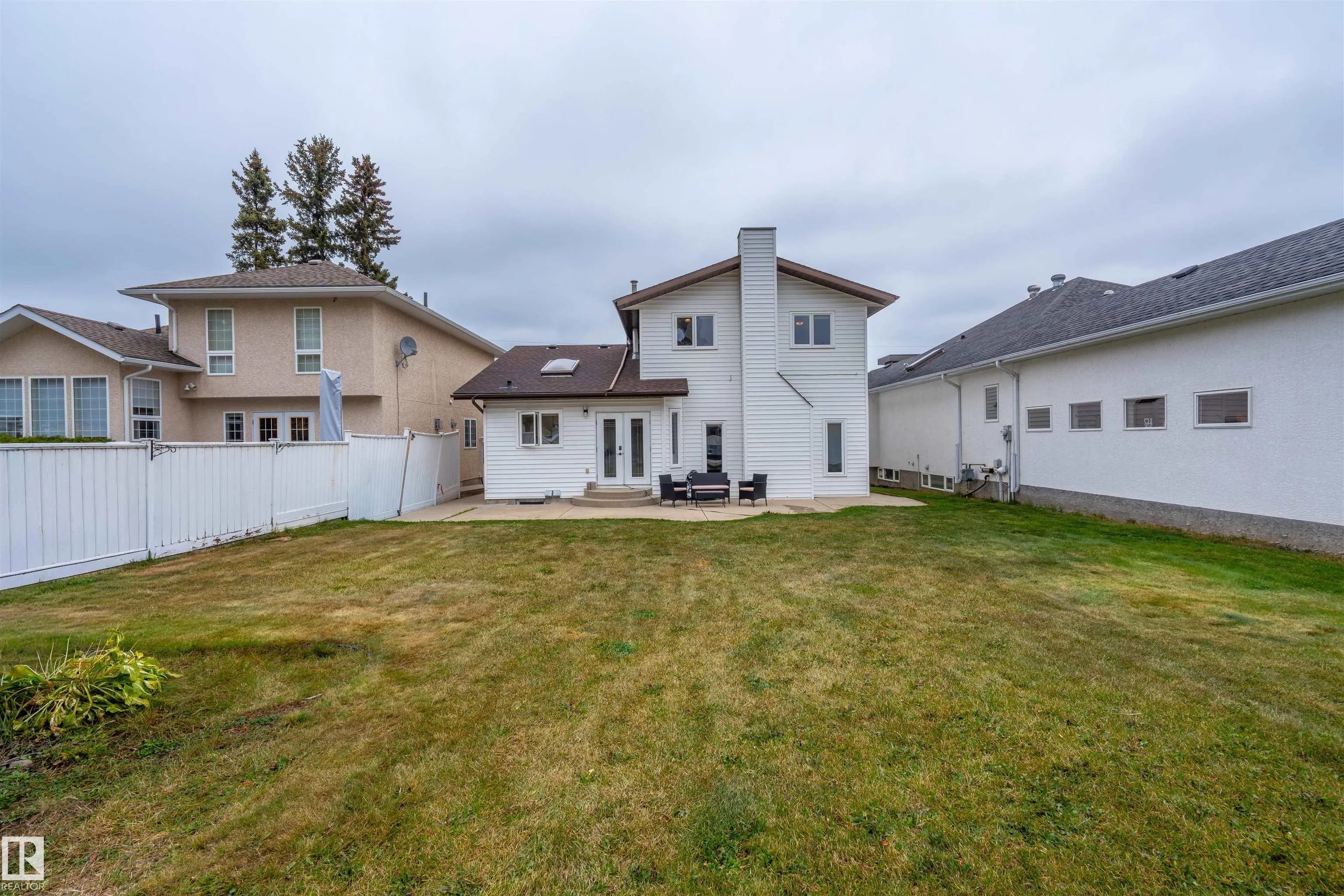237 BIRCH Avenue