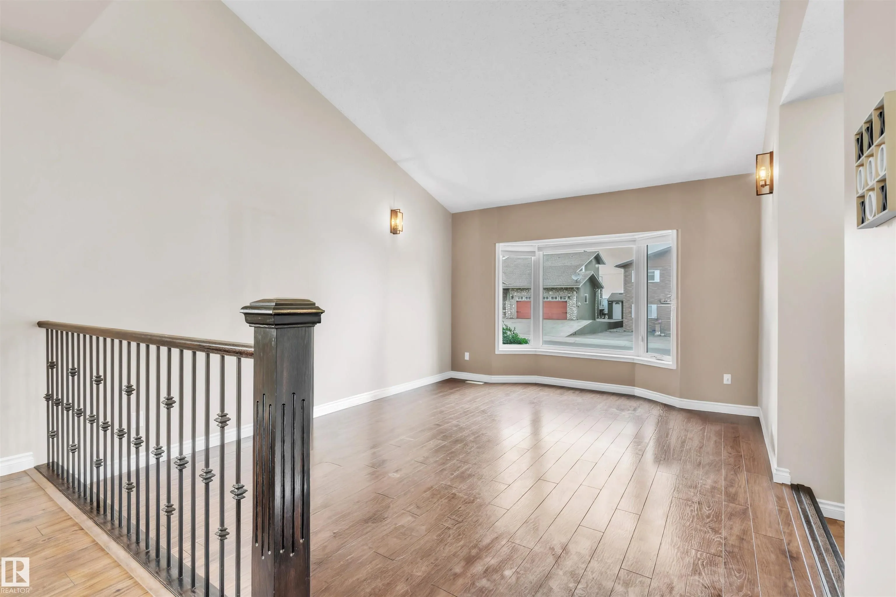 237 BIRCH Avenue