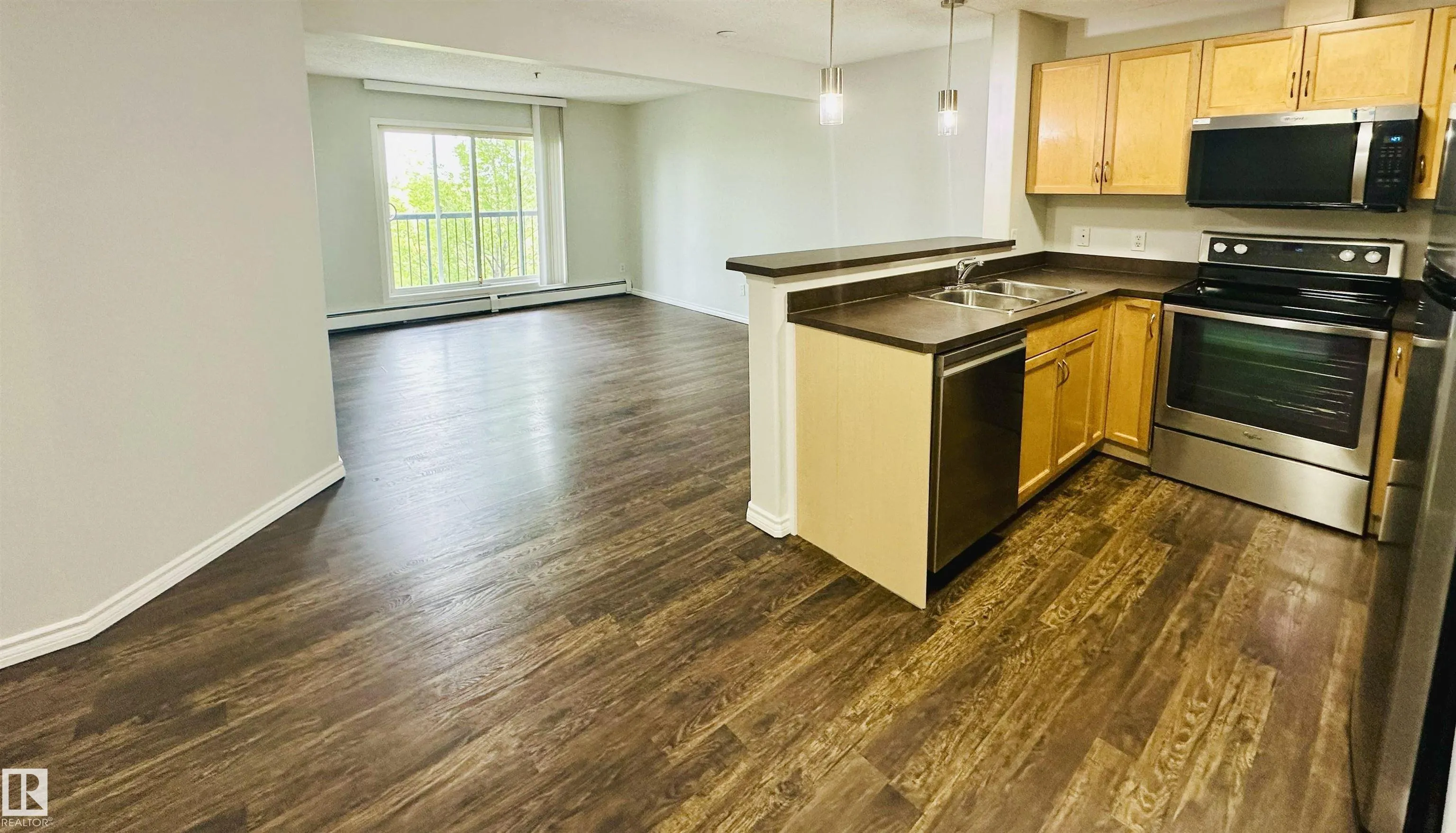 646 MCALLISTER Loop