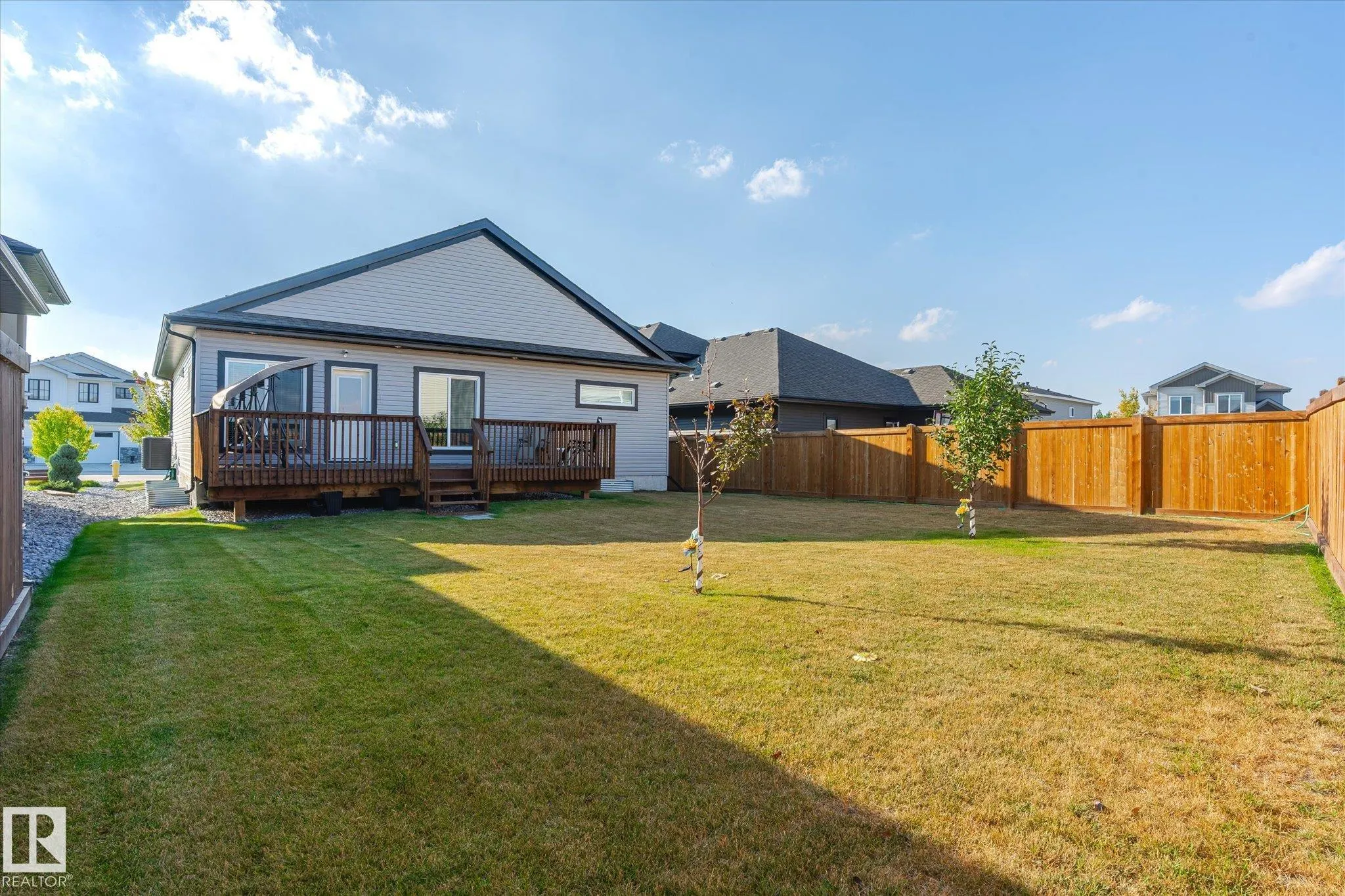 5 SPARROW Close