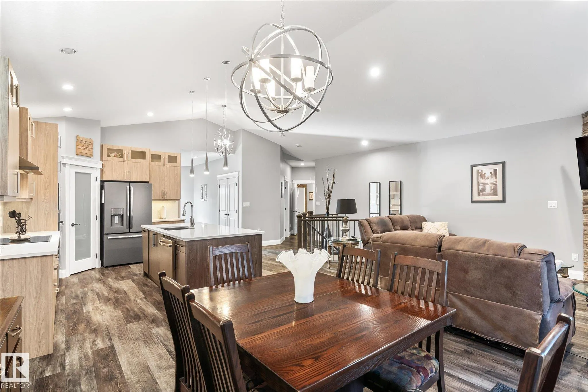 5 SPARROW Close