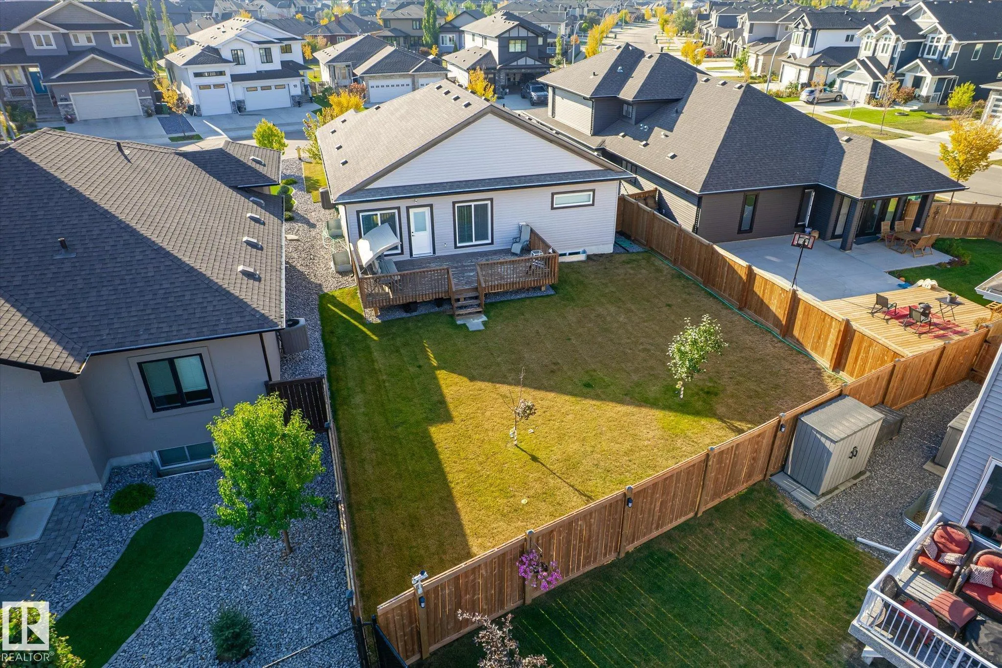 5 SPARROW Close