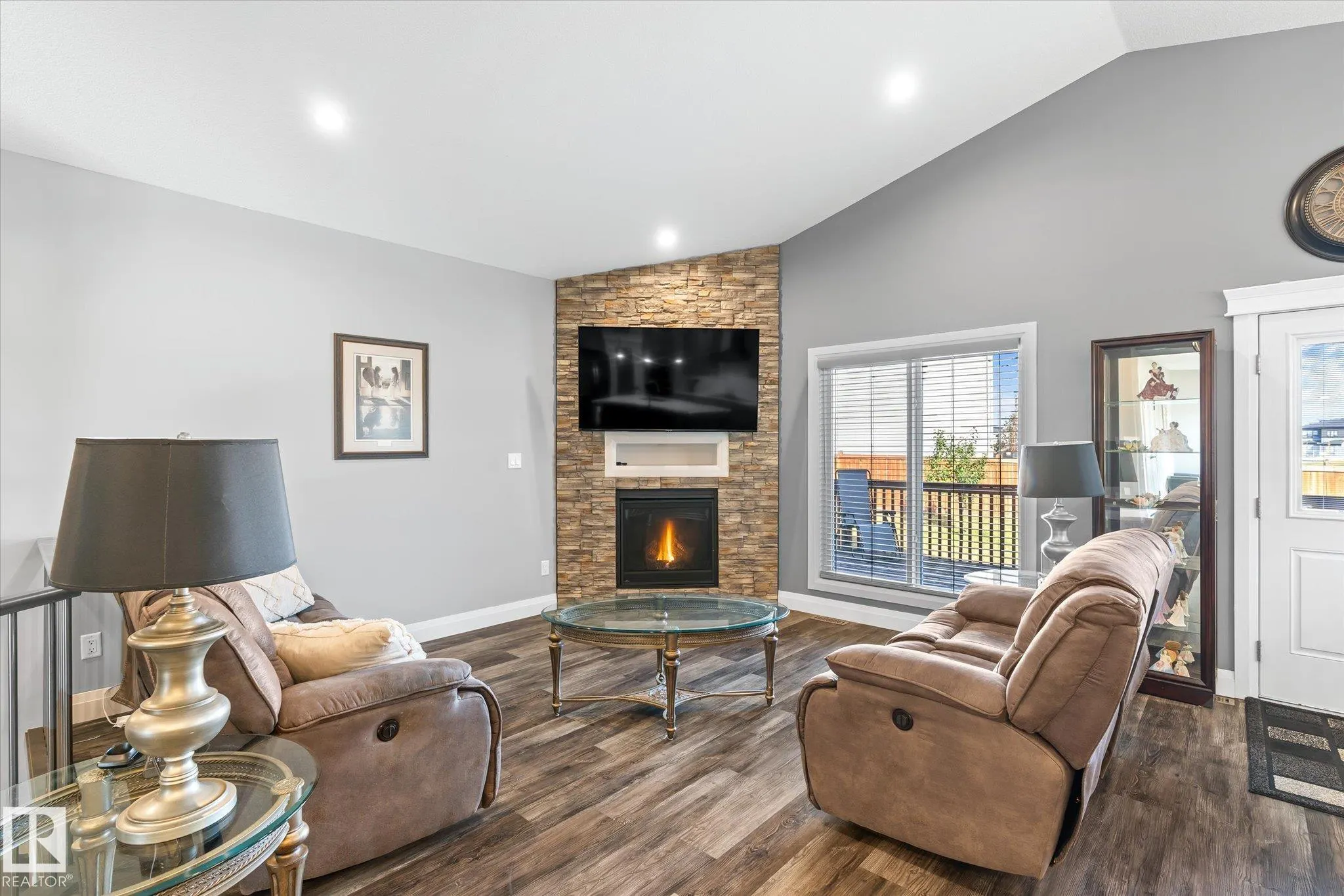 5 SPARROW Close