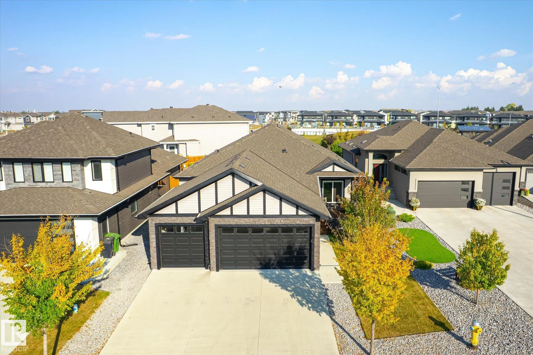 5 SPARROW Close