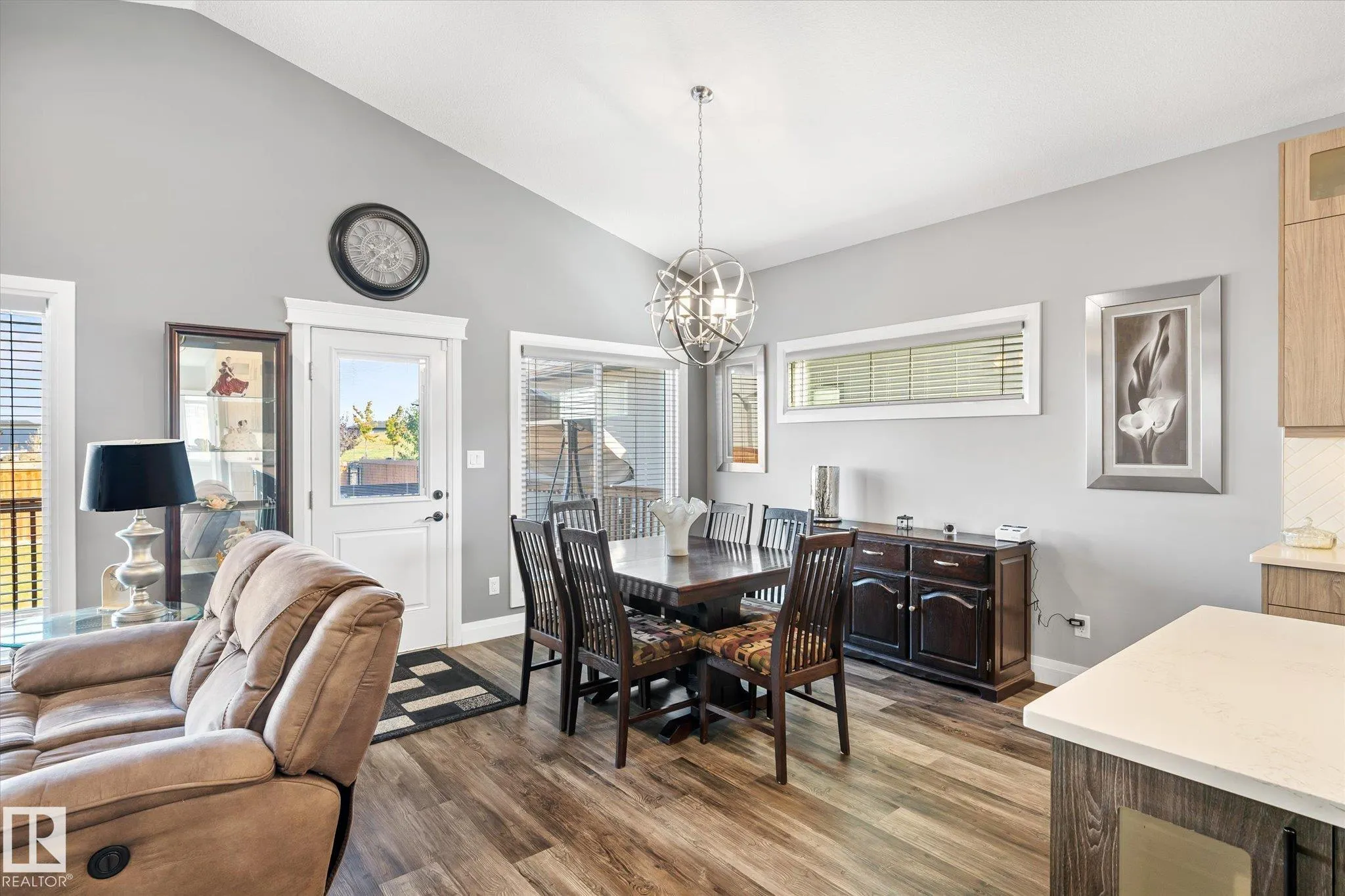 5 SPARROW Close