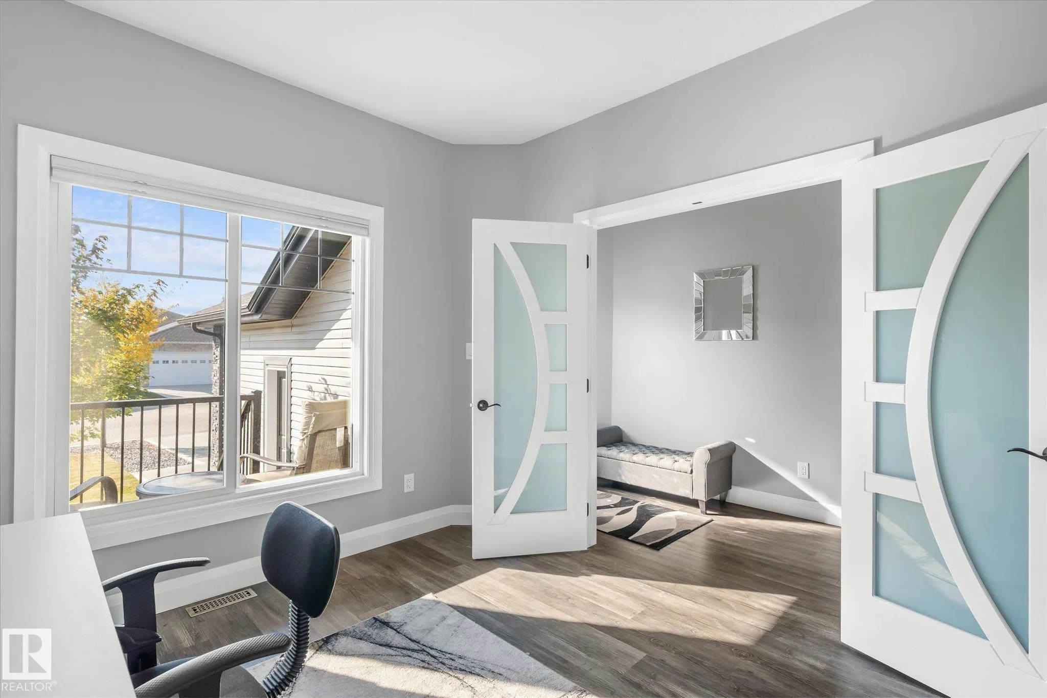 5 SPARROW Close
