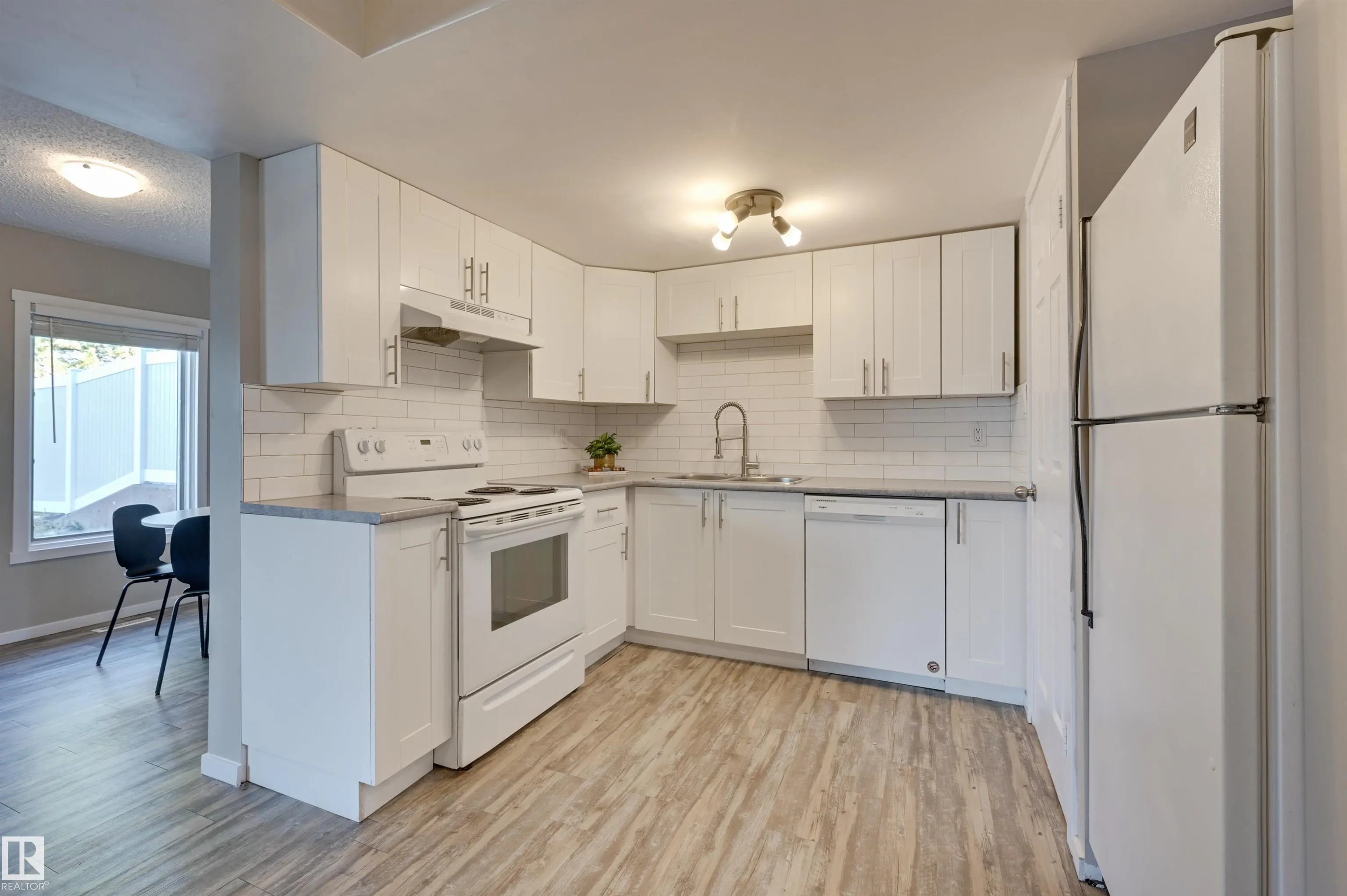100 Grandview Ridge