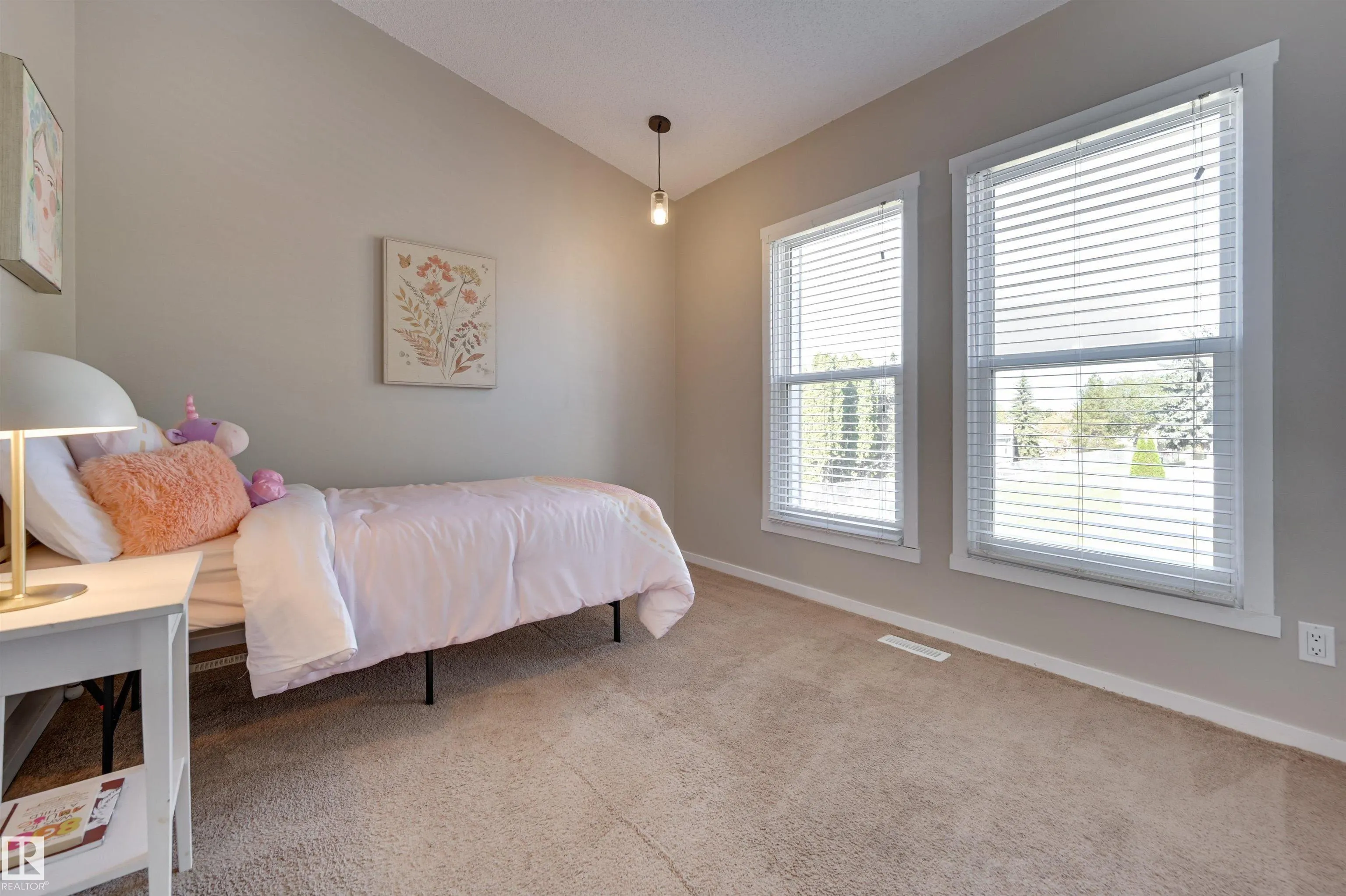 100 Grandview Ridge