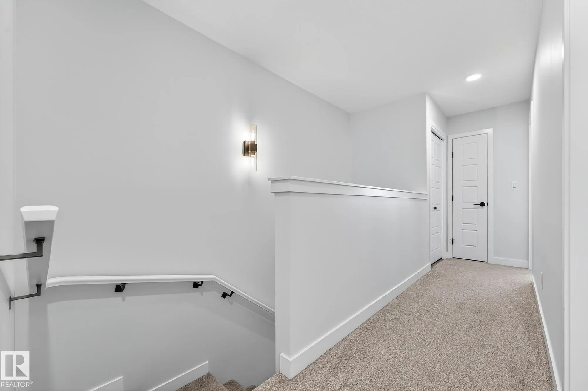 525 PATERSON Way