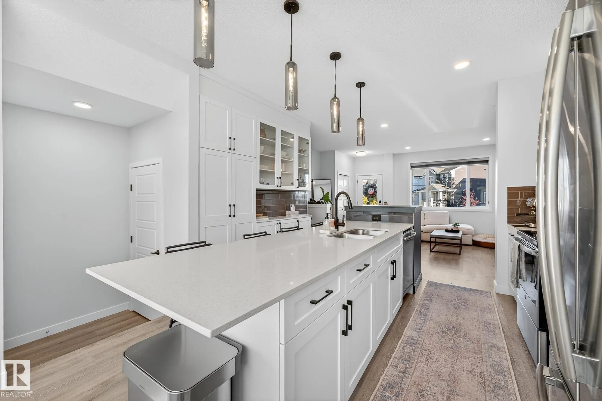 525 PATERSON Way