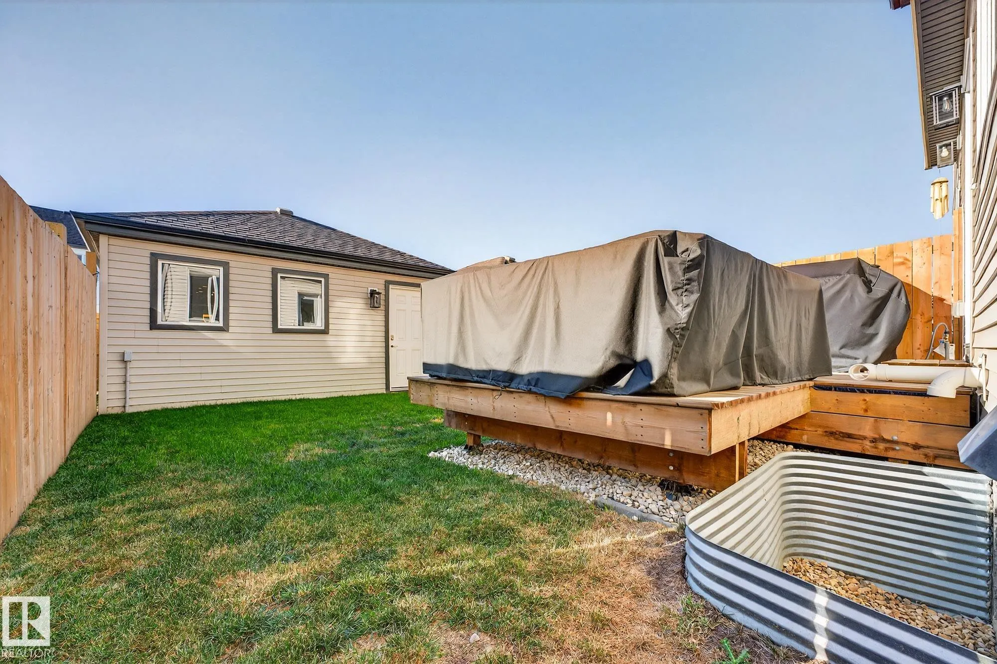 525 PATERSON Way