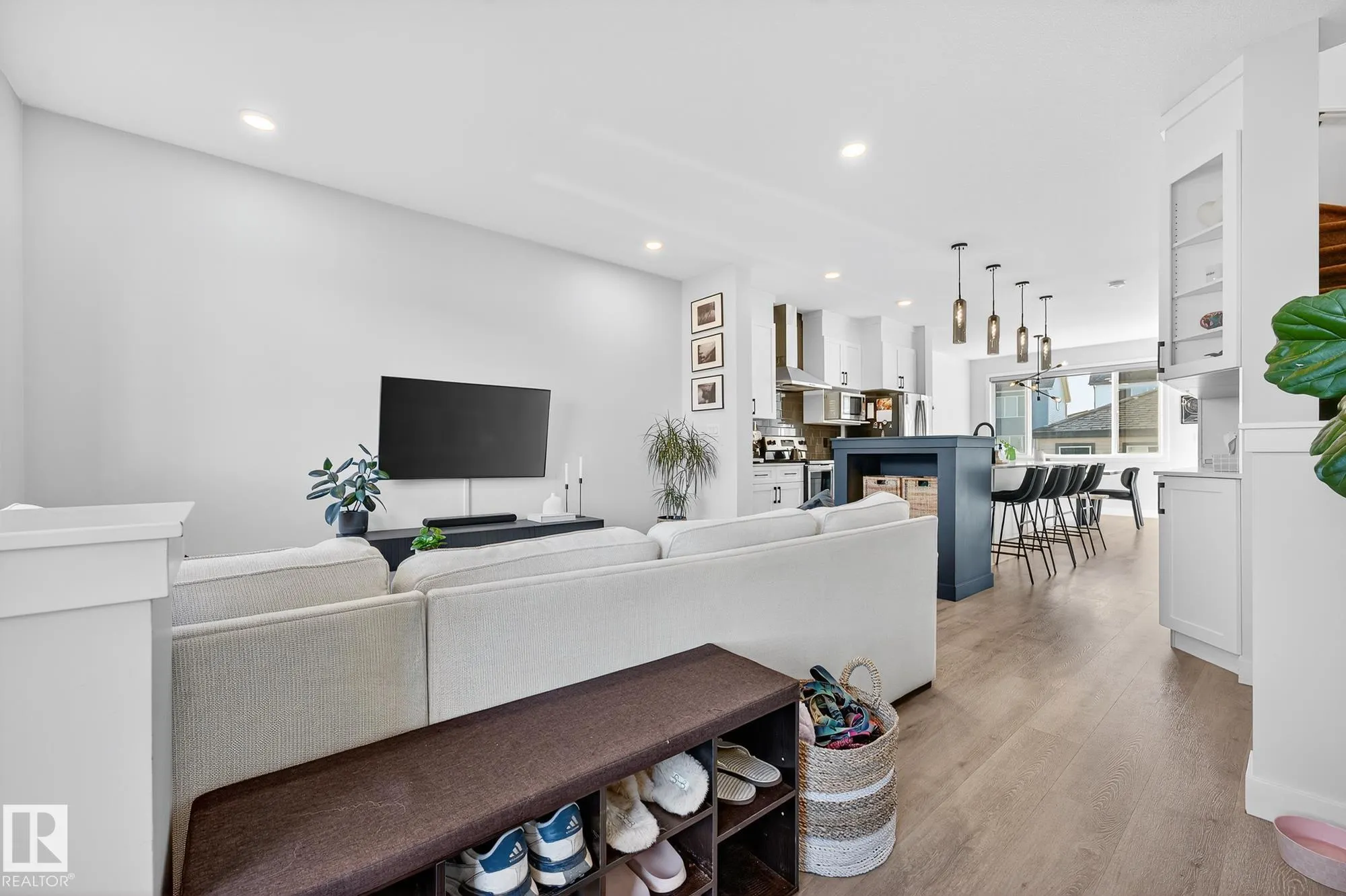525 PATERSON Way