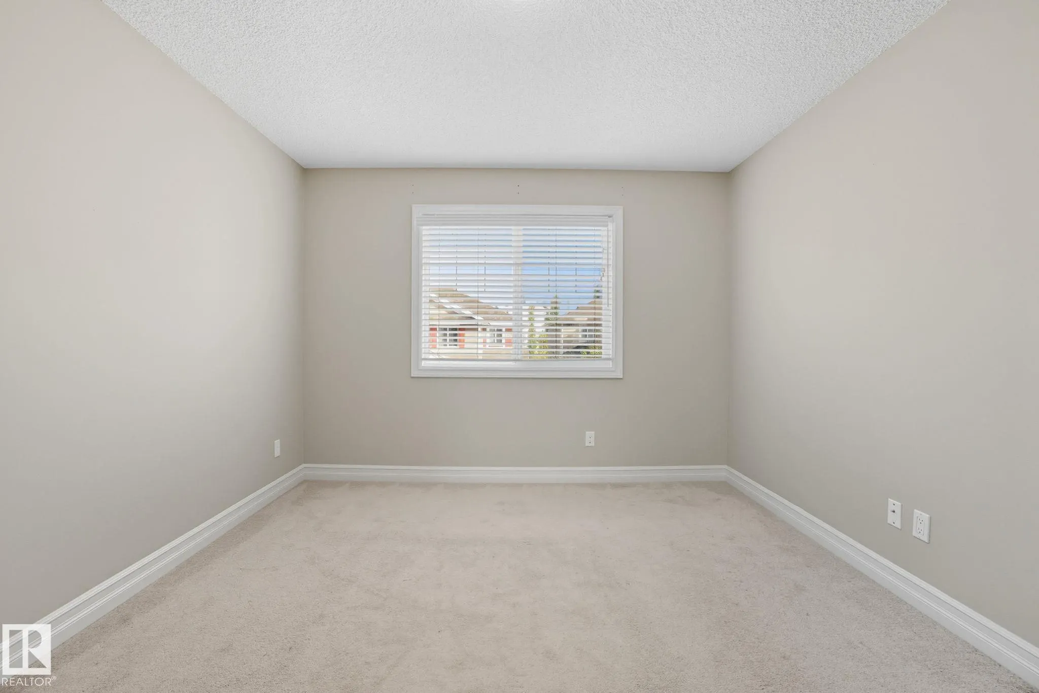 219 CHARLOTTE Way