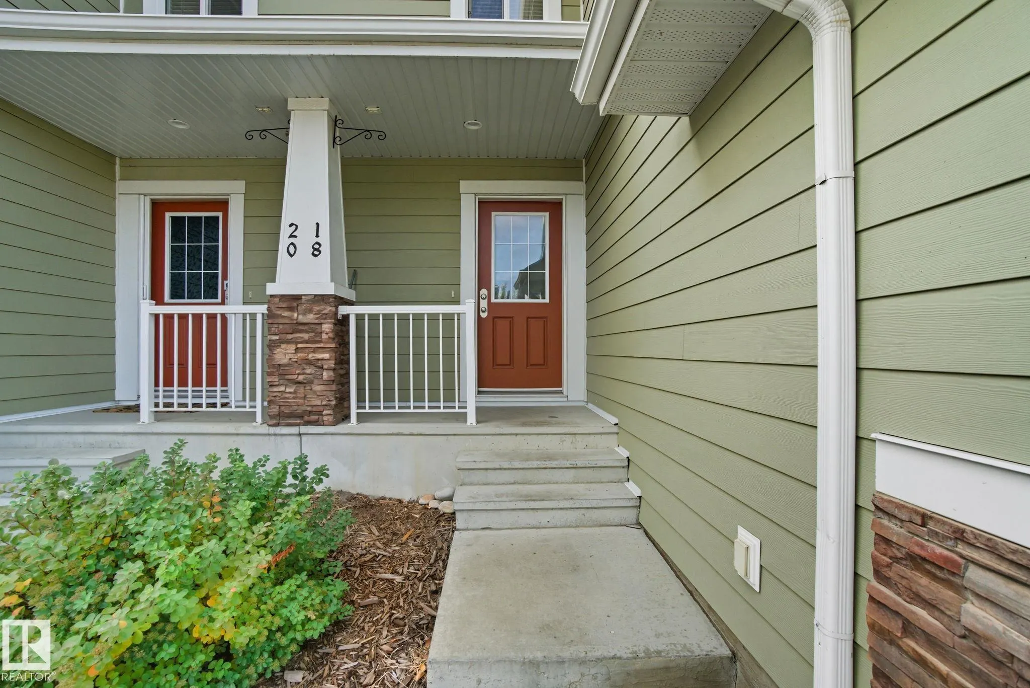 219 CHARLOTTE Way