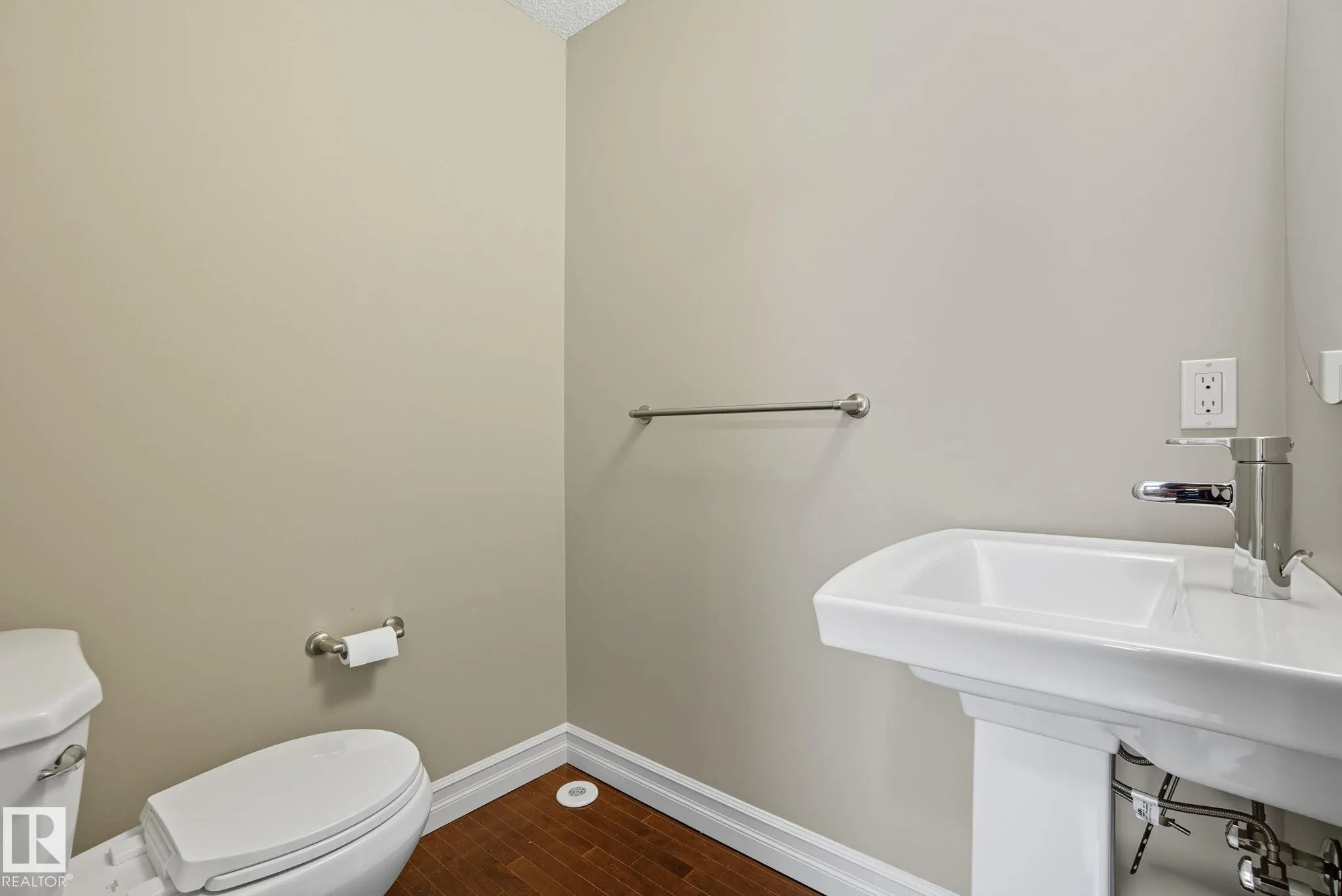 219 CHARLOTTE Way