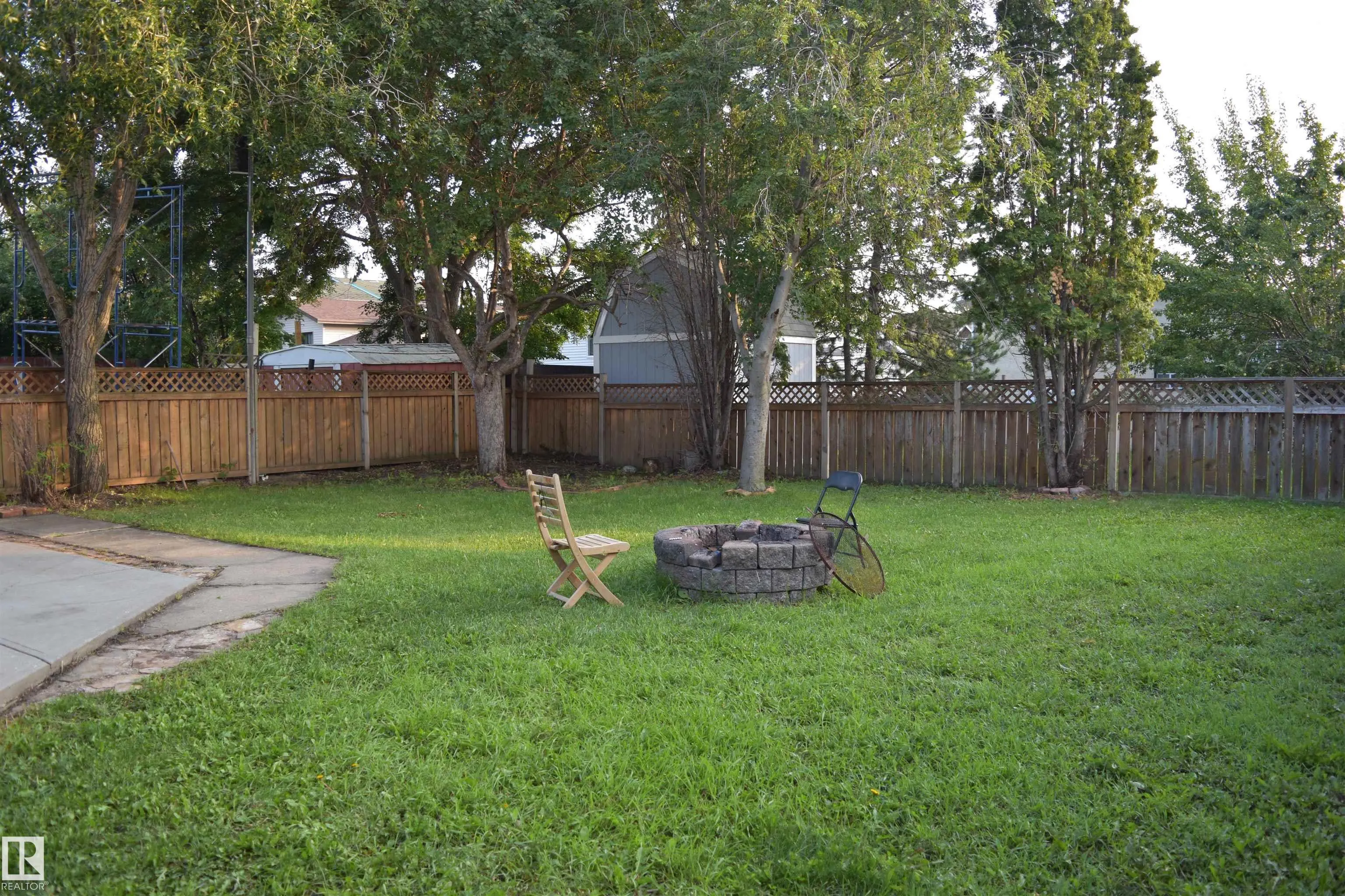 1036 38 Street