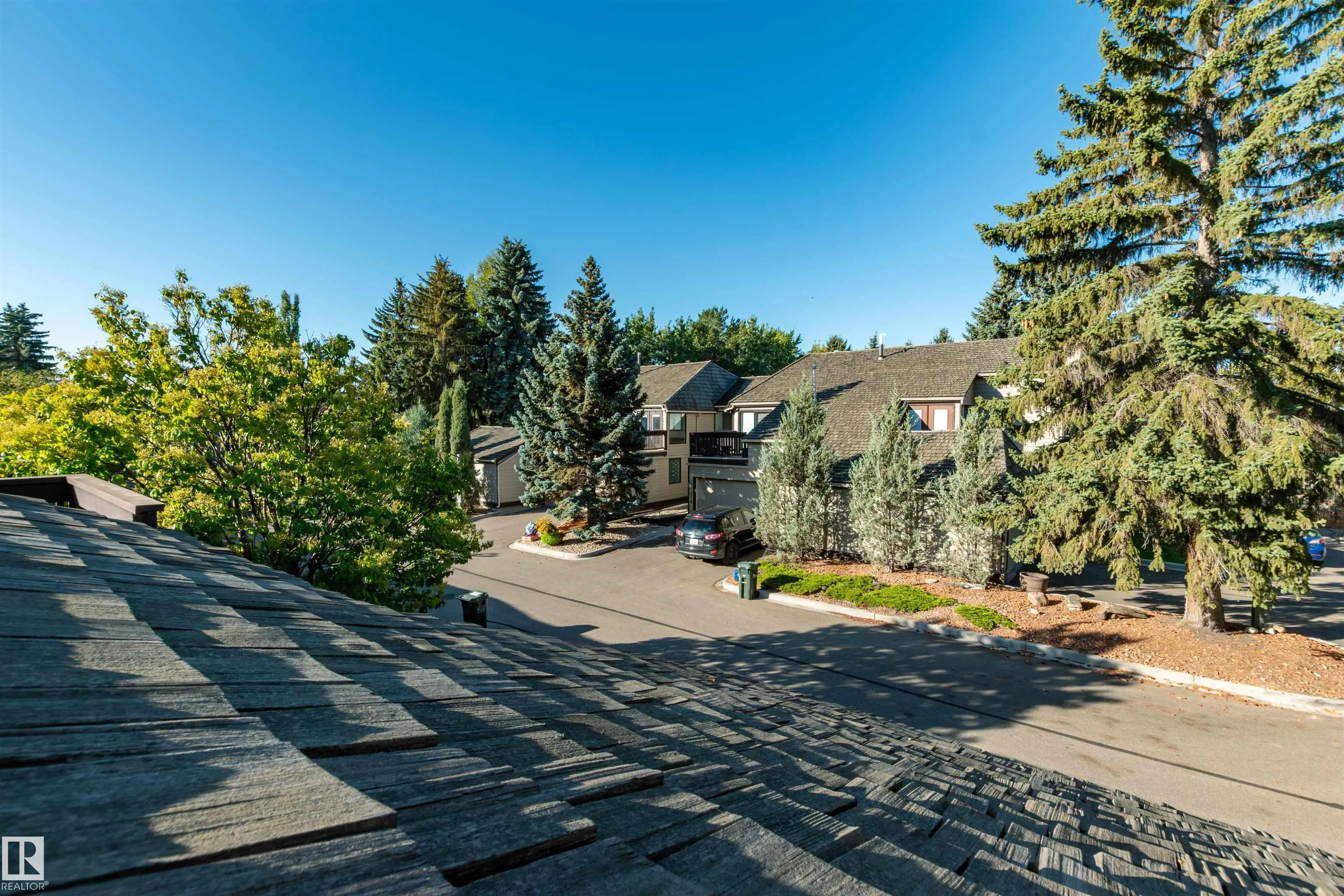 614 WOODBRIDGE Way