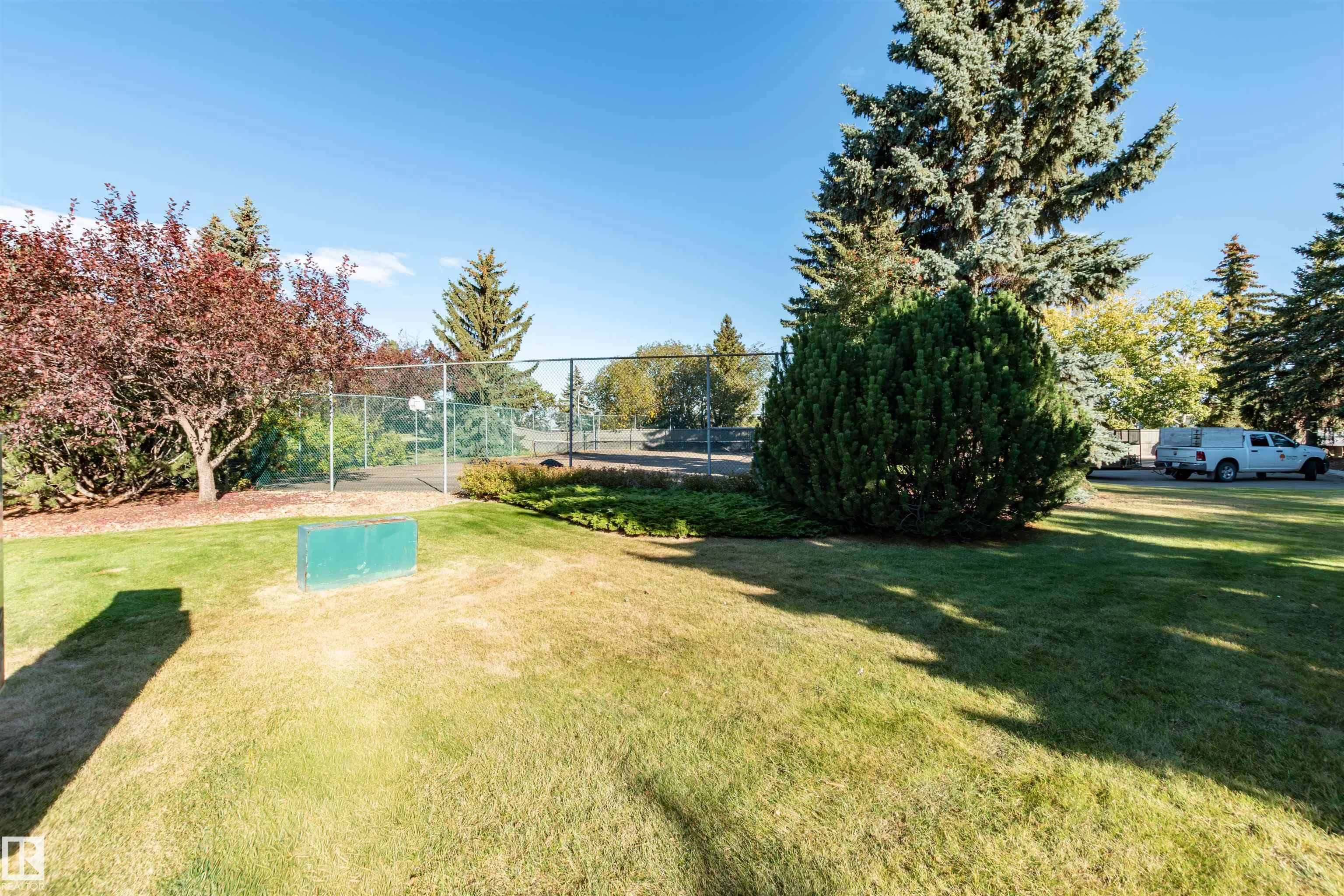 614 WOODBRIDGE Way