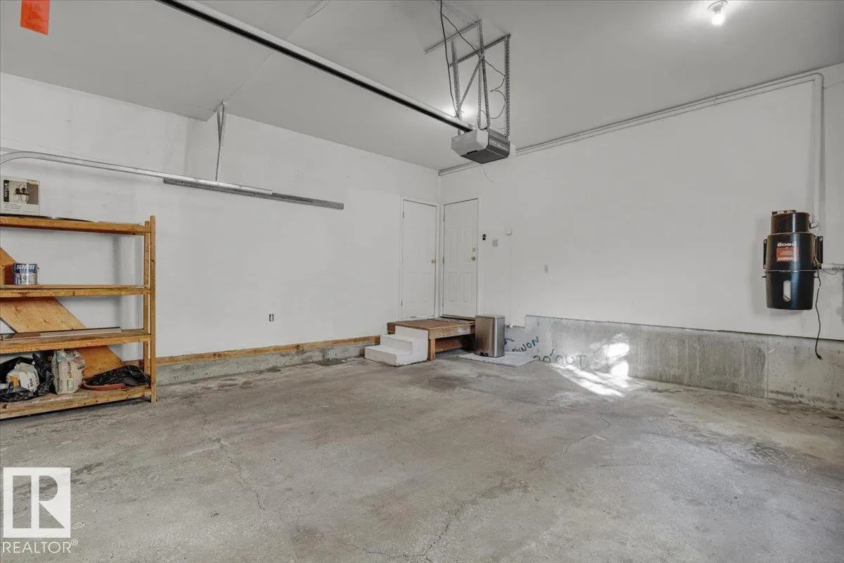 3676 30 Street