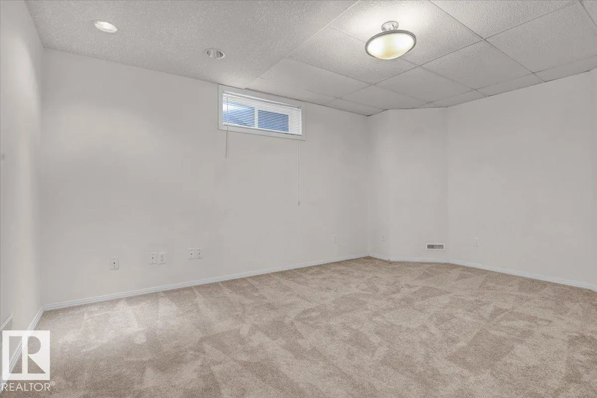 3676 30 Street