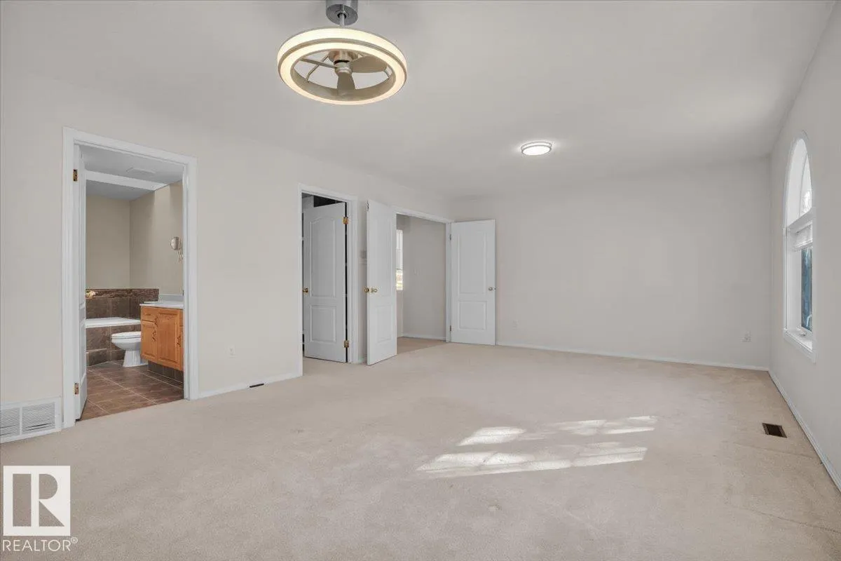 3676 30 Street