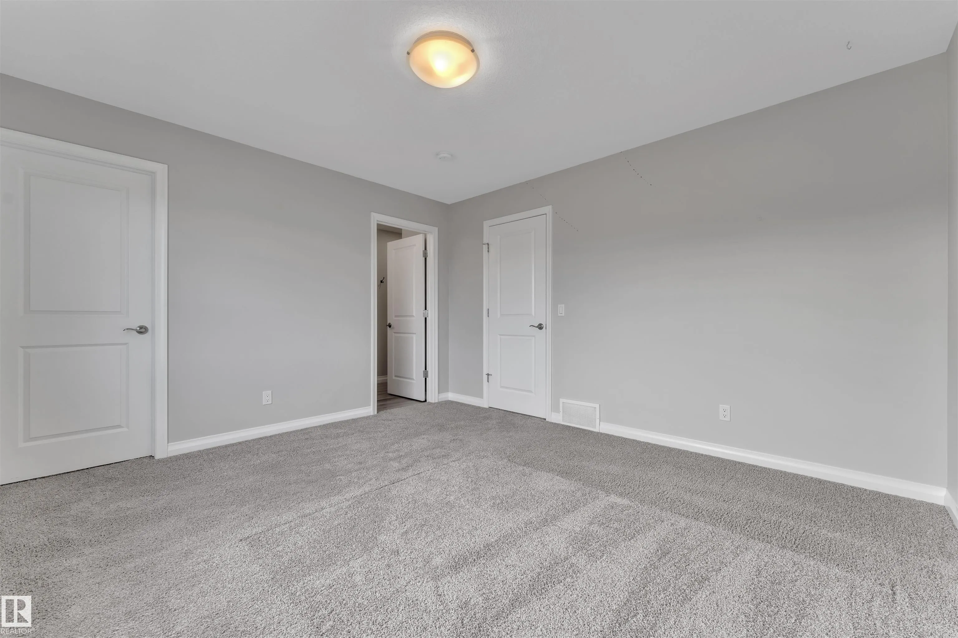 176 CHARLESWORTH Drive