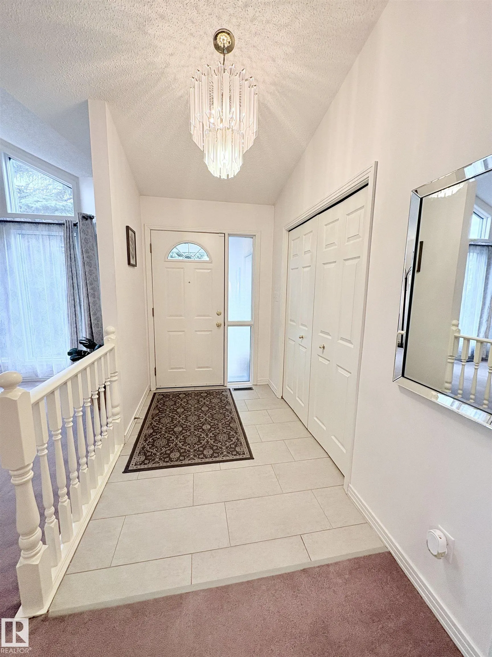 75 WOODSIDE Crescent
