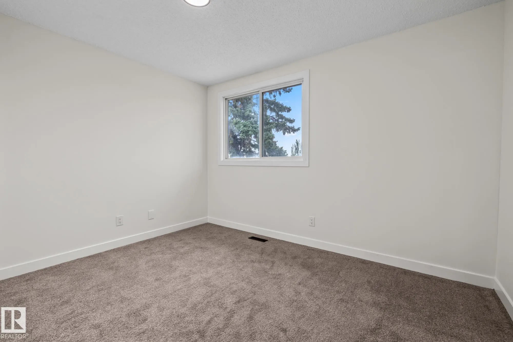 1159 HOOKE Road