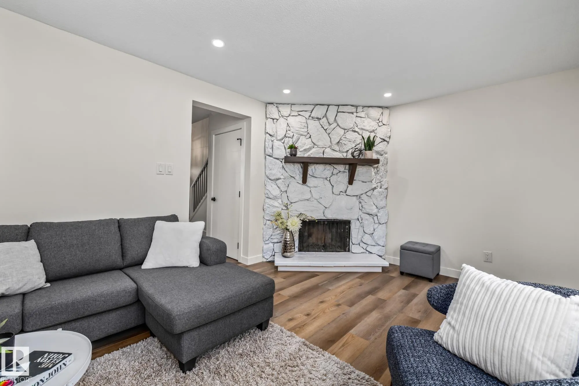 1159 HOOKE Road