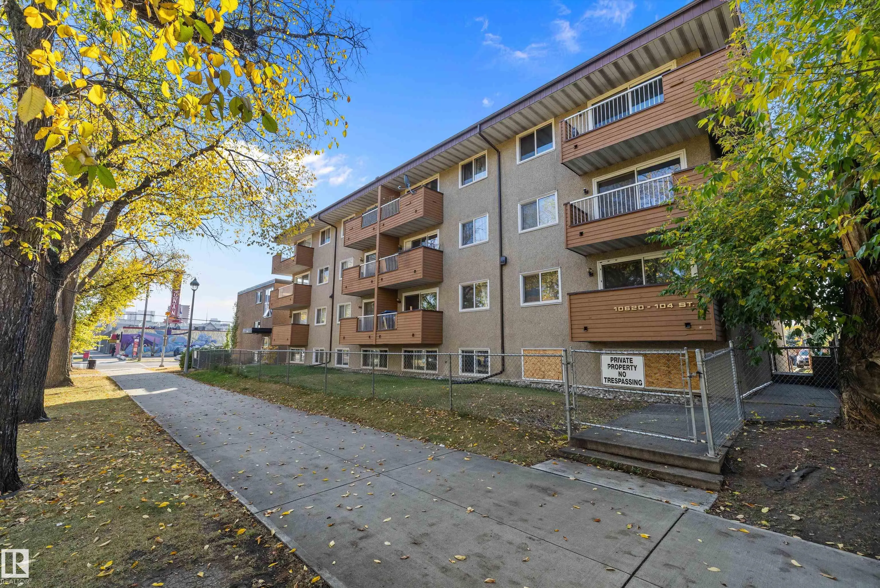 10620 104 Street