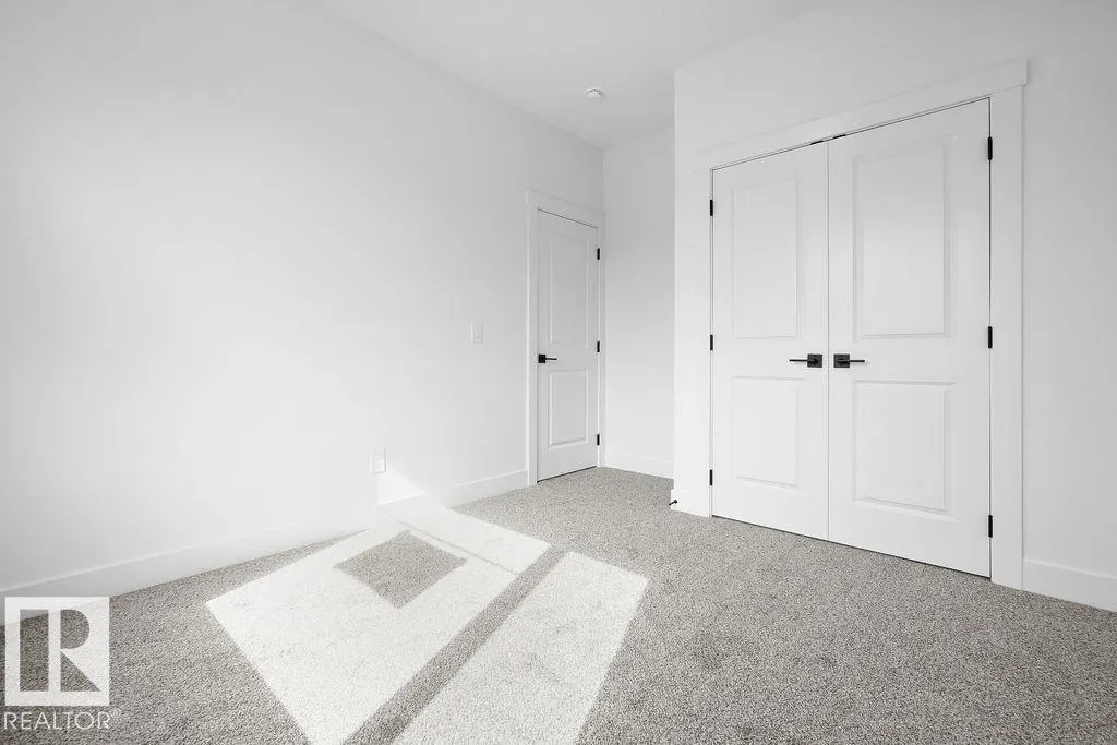 230 Linden Loop