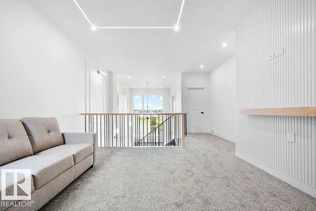 230 Linden Loop