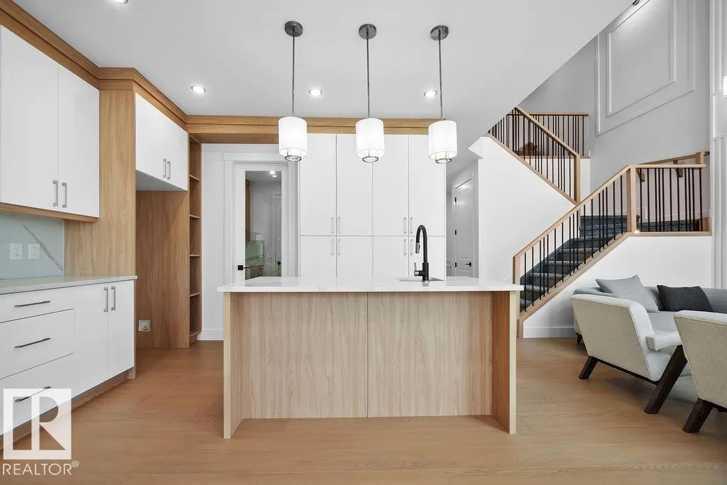 230 Linden Loop