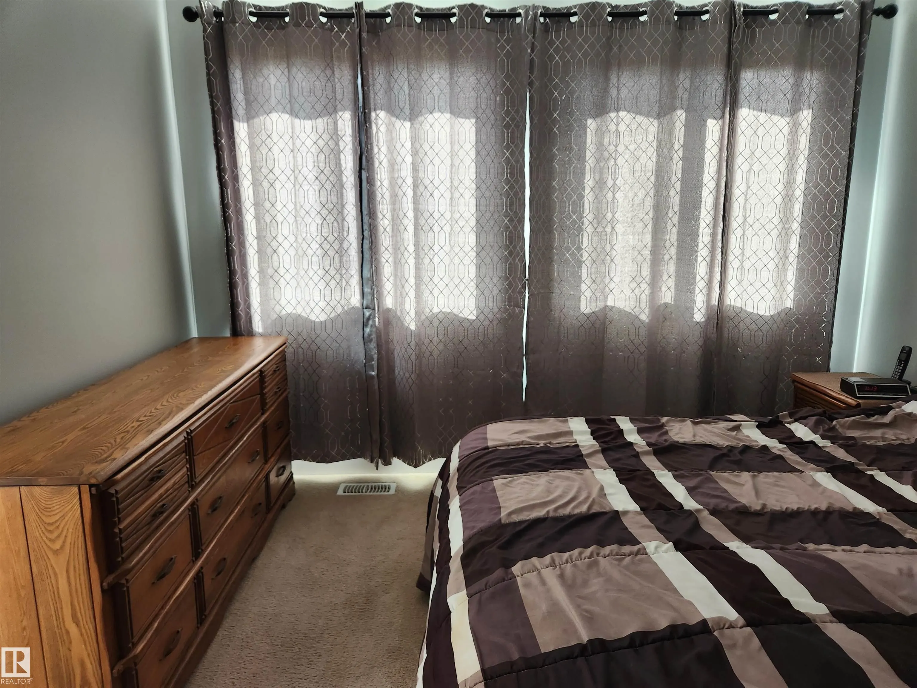 183 Santana Crescent