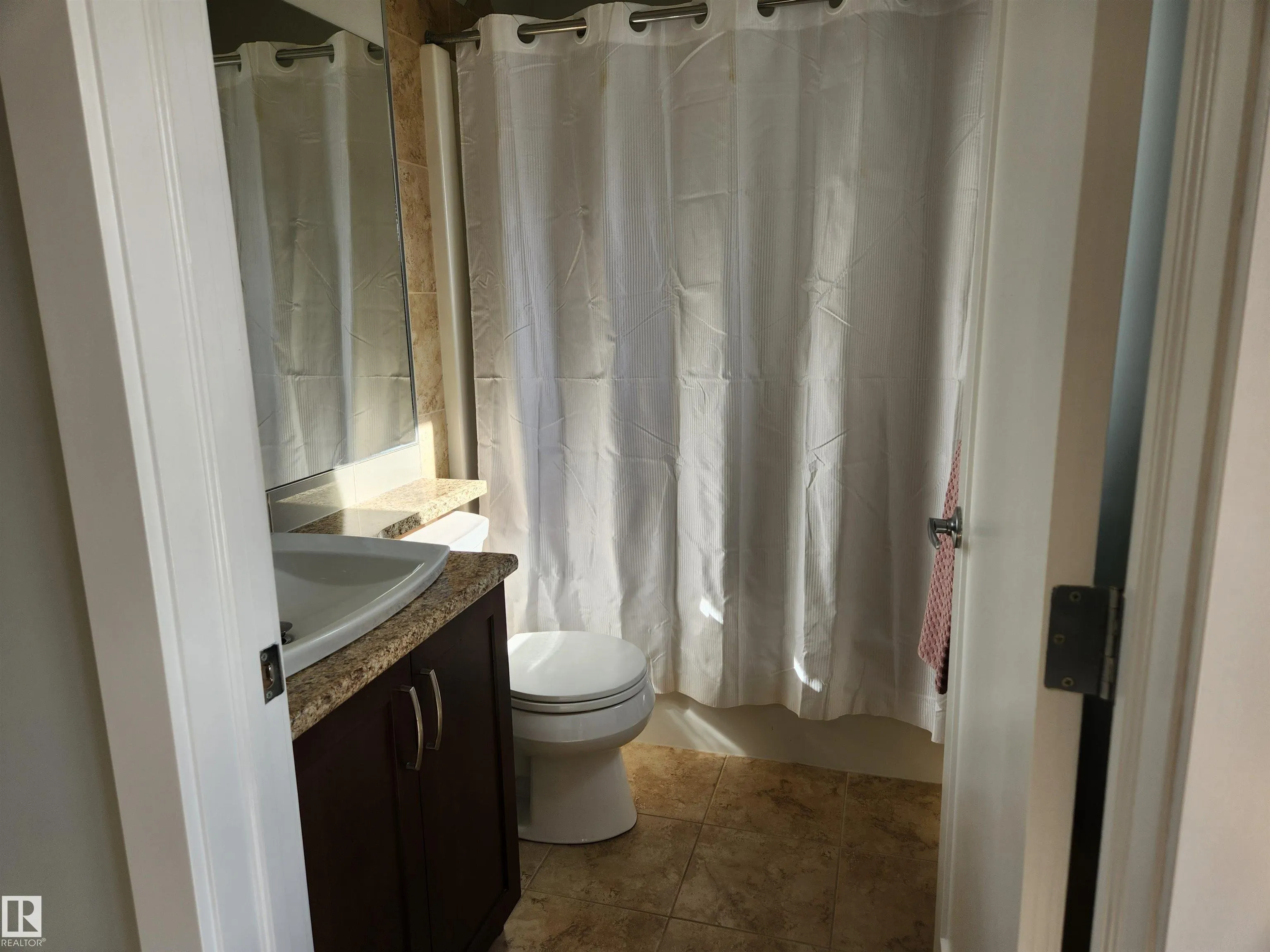 183 Santana Crescent