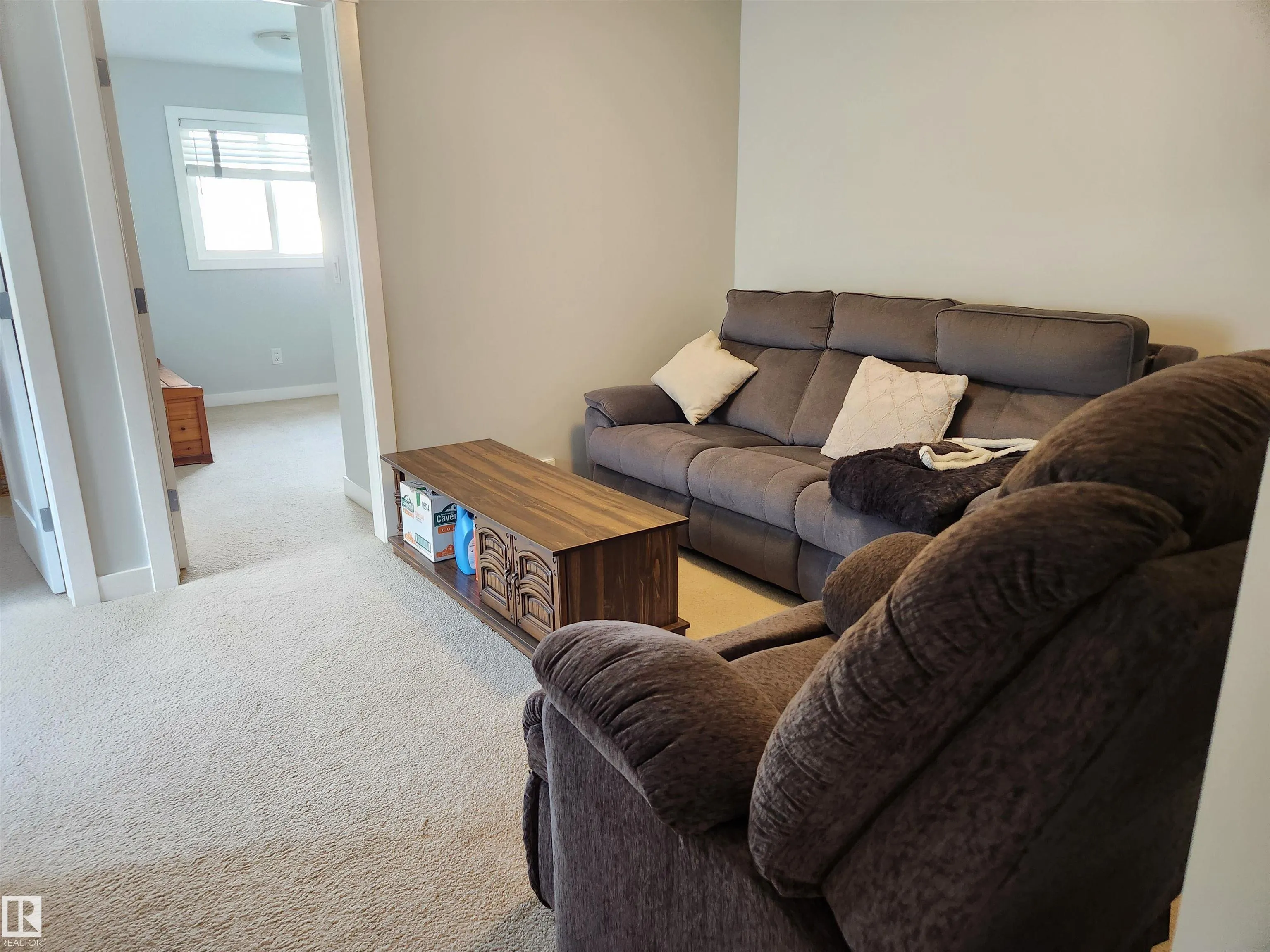 183 Santana Crescent