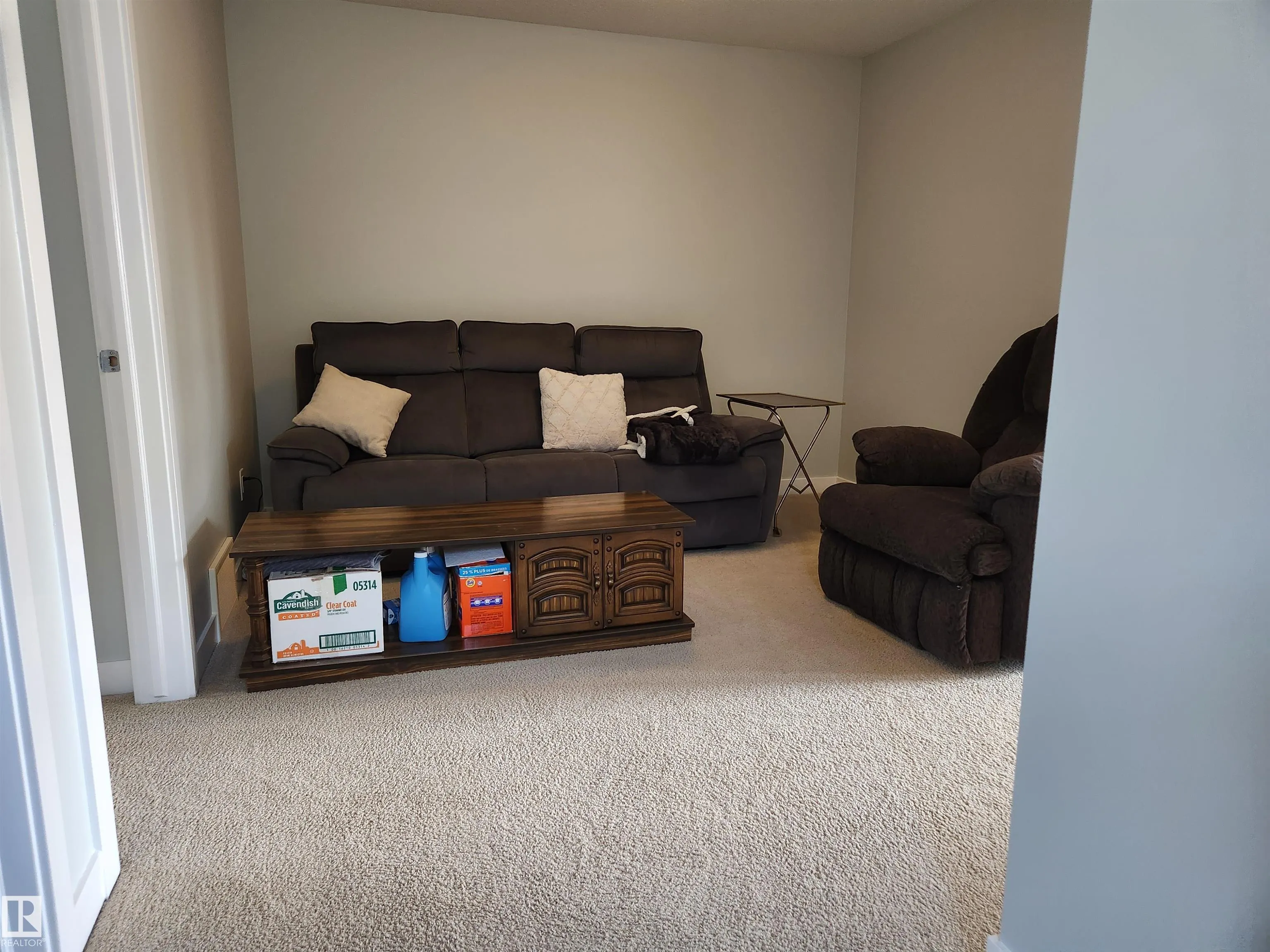 183 Santana Crescent