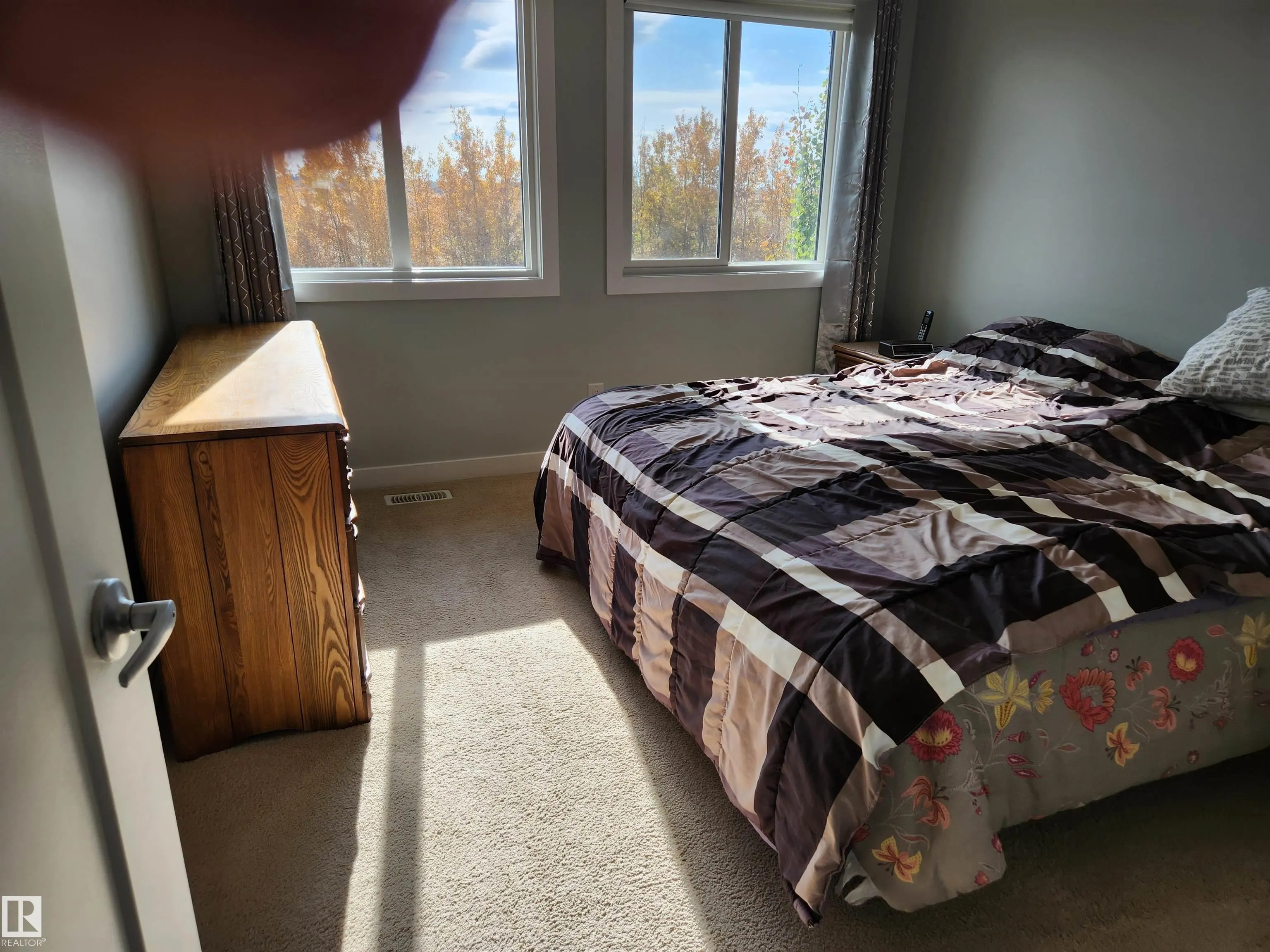 183 Santana Crescent