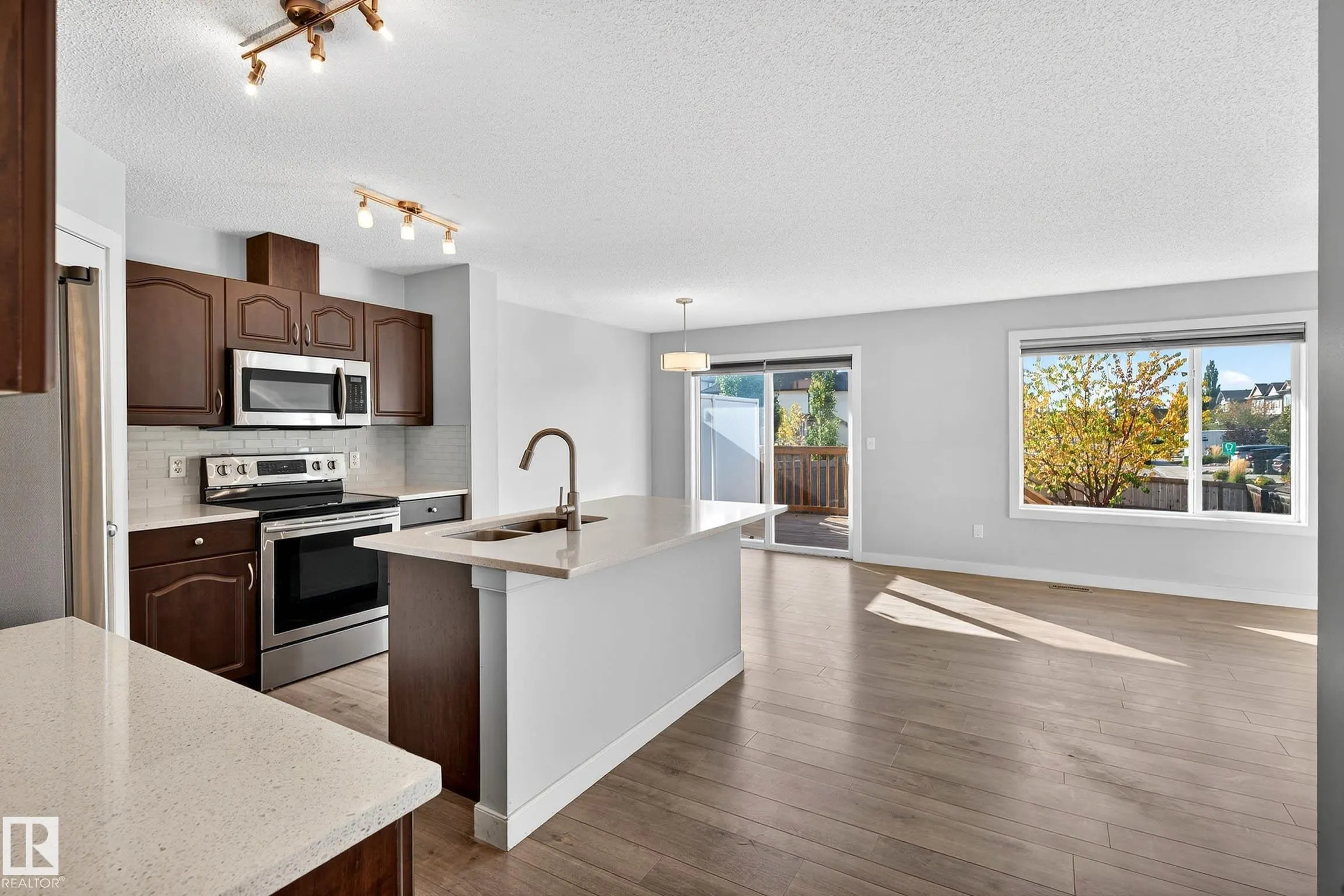 6019 SUNBROOK Landing
