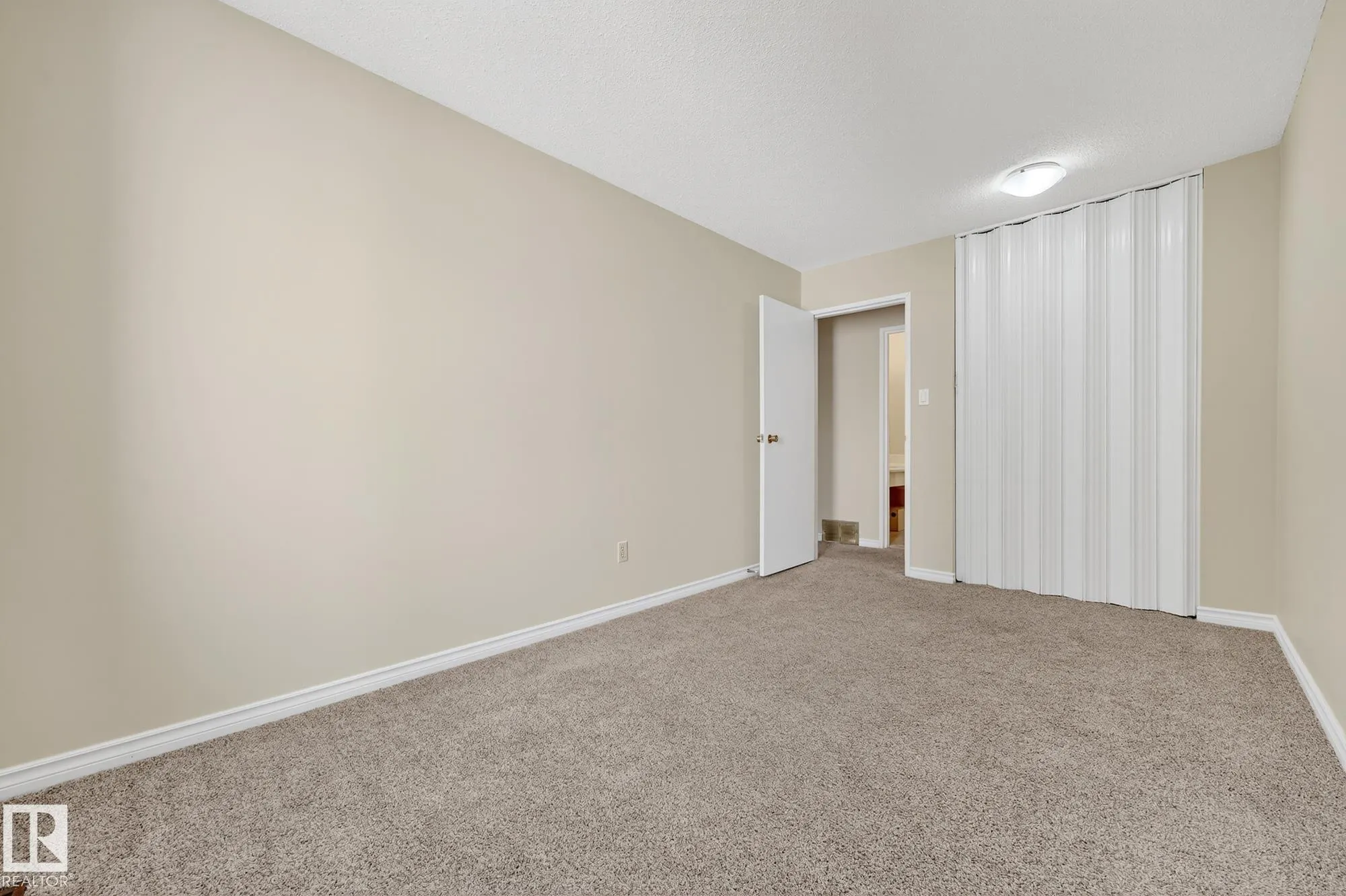 1 GARDEN GROVE Grove