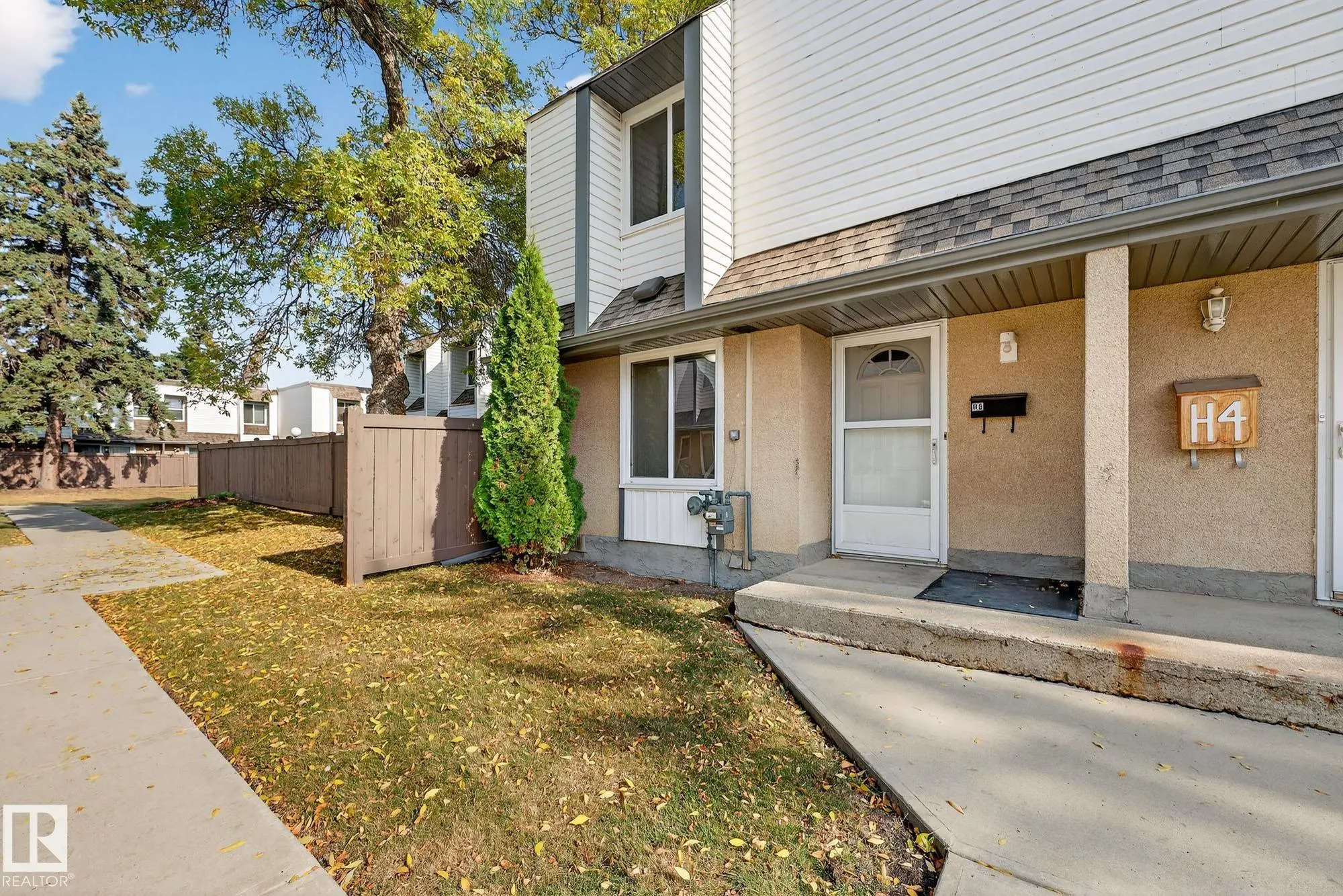 1 GARDEN GROVE Grove
